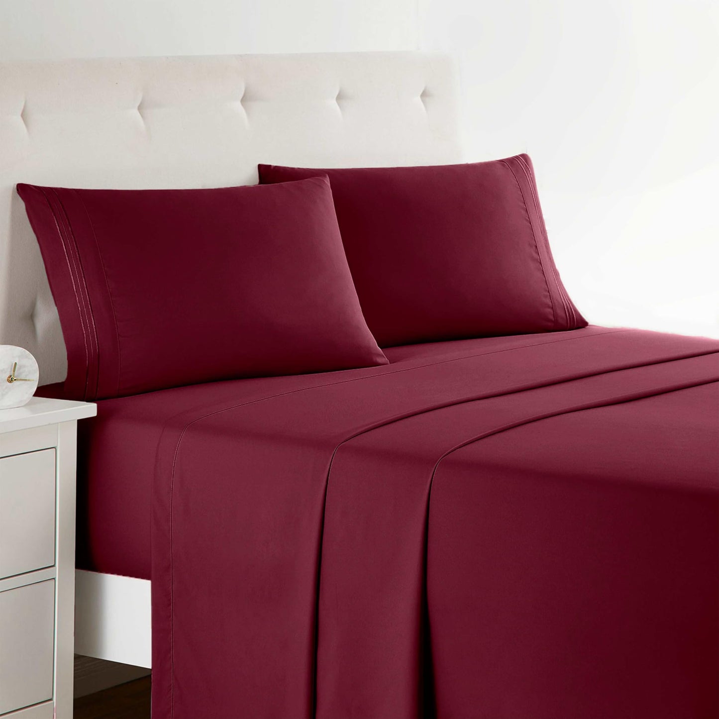 Clara Clark Bed Sheets, Premier 1800 Series 4 Piece Bed Sheet Set, Deep Pocket, Wrinkle, Fade, Stain Resistant, Luxury Soft Bedding Sheets & Pillowcases, Queen, Burgundy Red