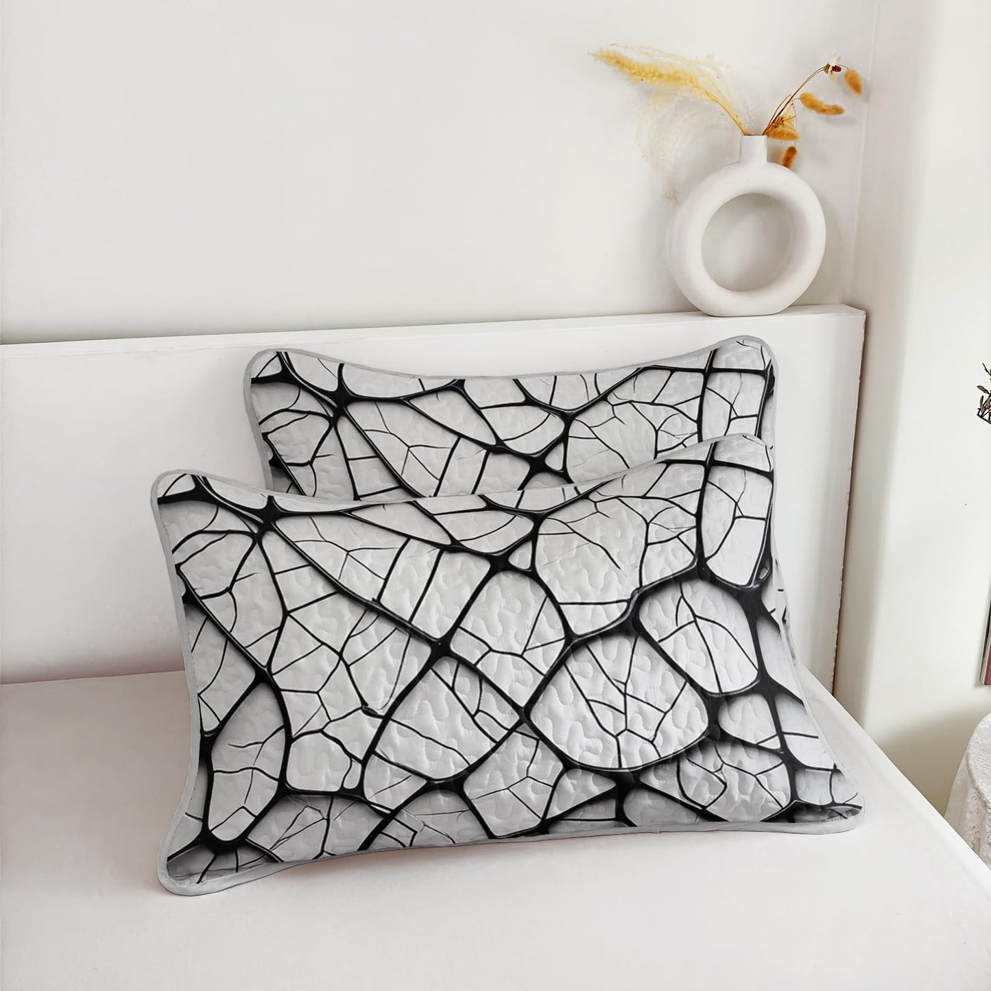 QOOMO Fragments Pattern Kids Quilt Set,Crack Print Bedding Set Twin Size,Room Decoration Soft and Lightweight for All Seasons,1 Quilt 2 Pillowcases