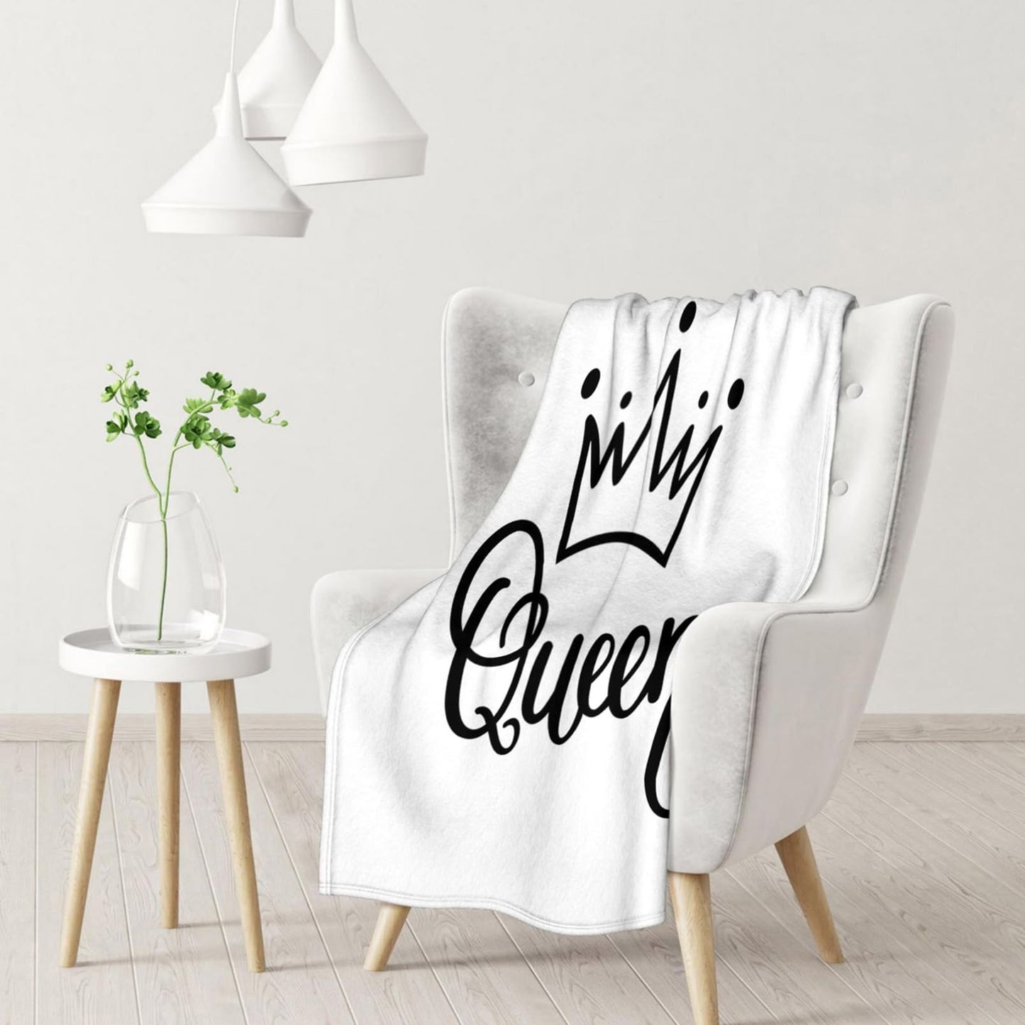 Throw Blanket 50x60 Inch,Funny Queen Crown Cozy Soft Lightweight Fuzzy Flannel Blanket 60x50 Inch Suitable for Couch Bed Sofa Living Room in All Seasons