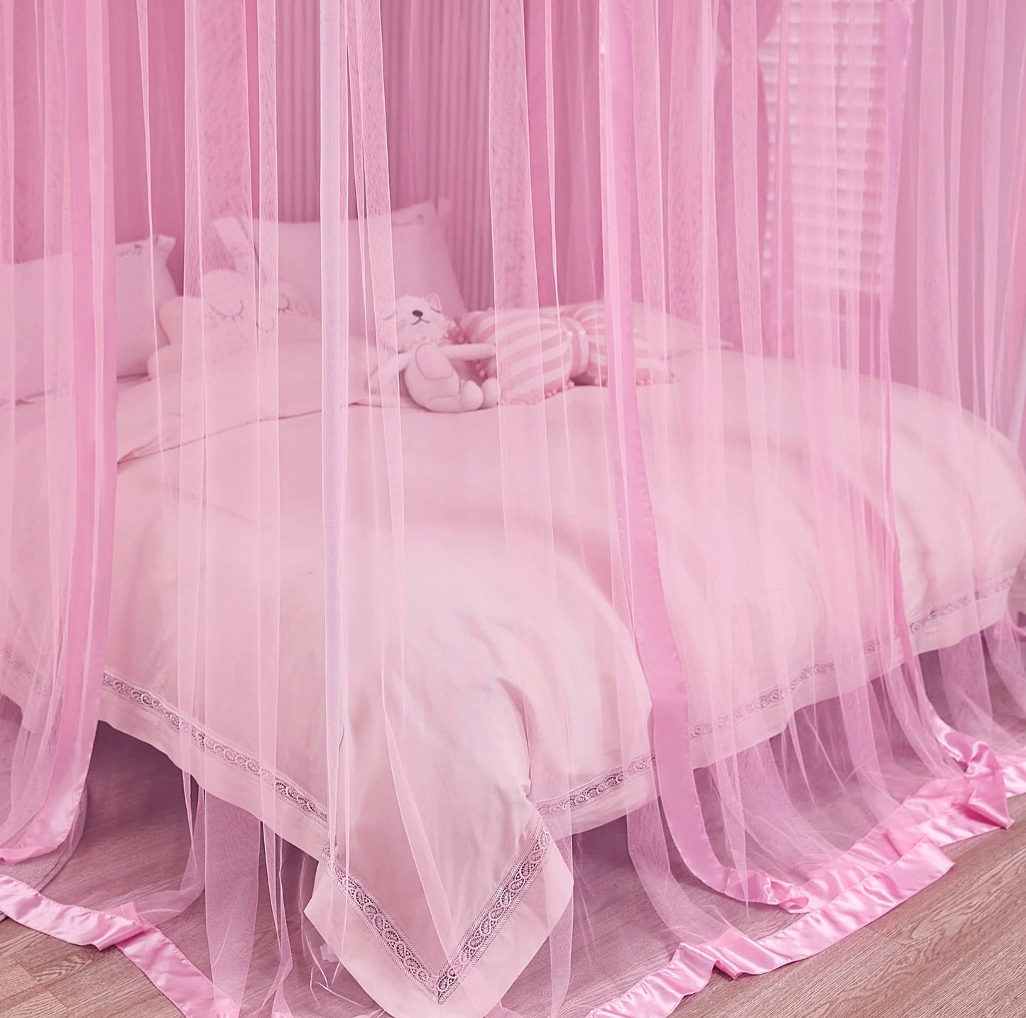 Mengersi 4 Corners Post Canopy Bed Curtains for Girls Full Size - Royal Luxurious Cozy Drape Canopy Bed Frames Netting for Kids Adults- Cute Princess Bedroom Decoration (Pink)