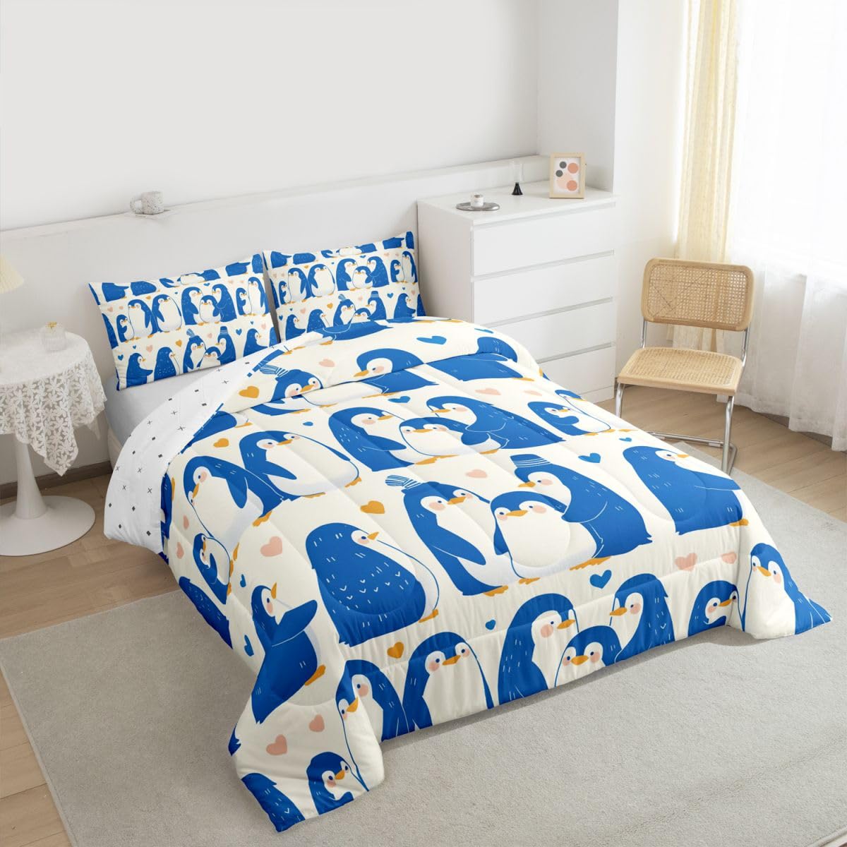 Erosebridal Kawaii Penguin Bedding Set Queen Blue Cute Penguins Comforter Set for Kids Boys Girls Antarctic Wild Animal Print Down Comforter,Yellow Love Heart Pattern Quilt Duvet