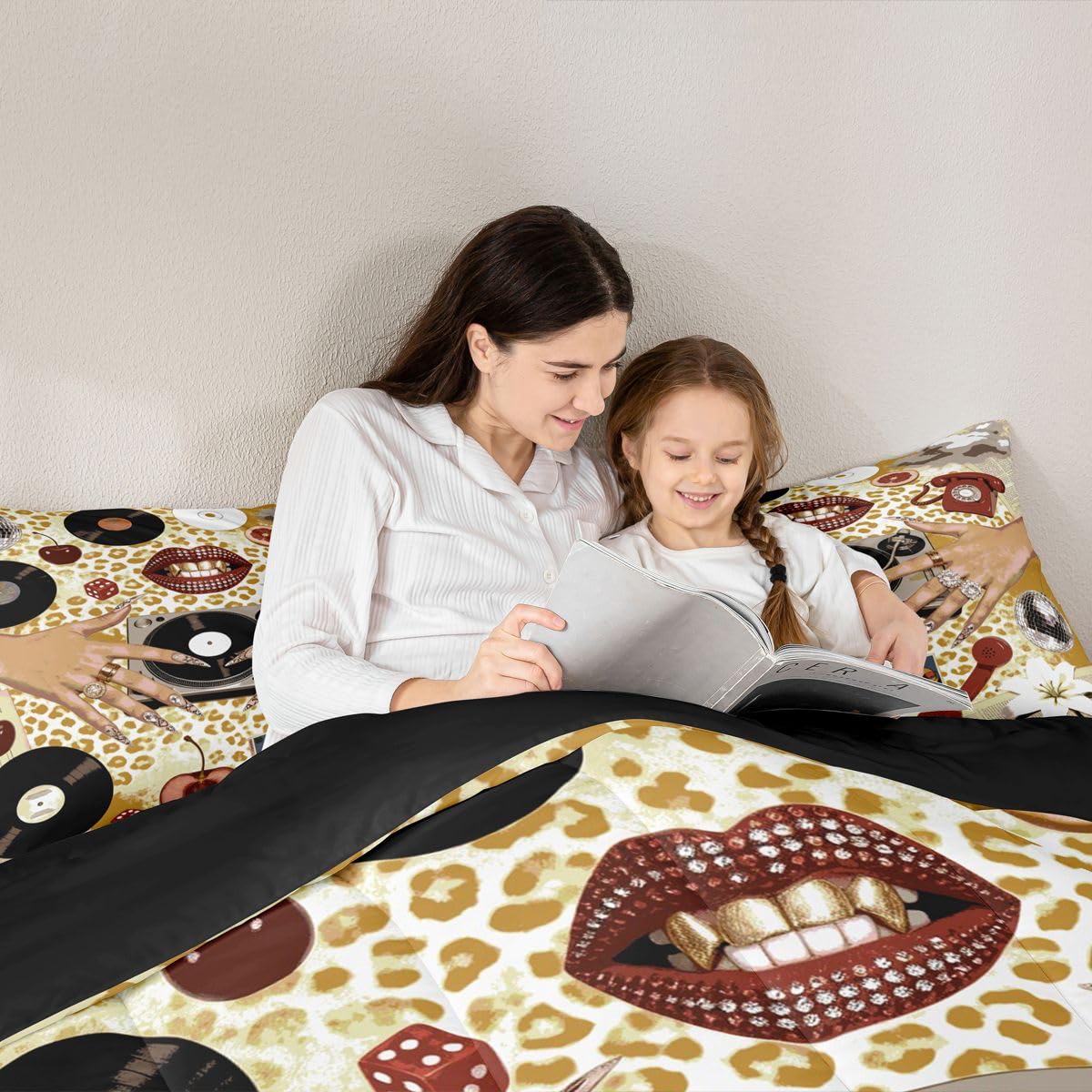 Music Vinyl Record Down Comforter Queen Size,Trendy Black Woman Bedding Sets 3Pcs for Kids Teens Woman Men Room Decor,Leopard Cheetah Pattern Quilted Duvet Retro Coquette Bedspread,2 Pillowcases