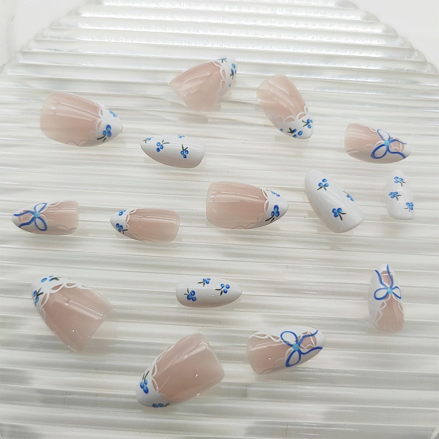 French Tip Press on Nails Short Almond Fake Nails Blue White Stick on Nail Flower Lace Glossy Reusable Full Cover with Adhesive Glue Artificial Nail Women Manicure 24Pcs