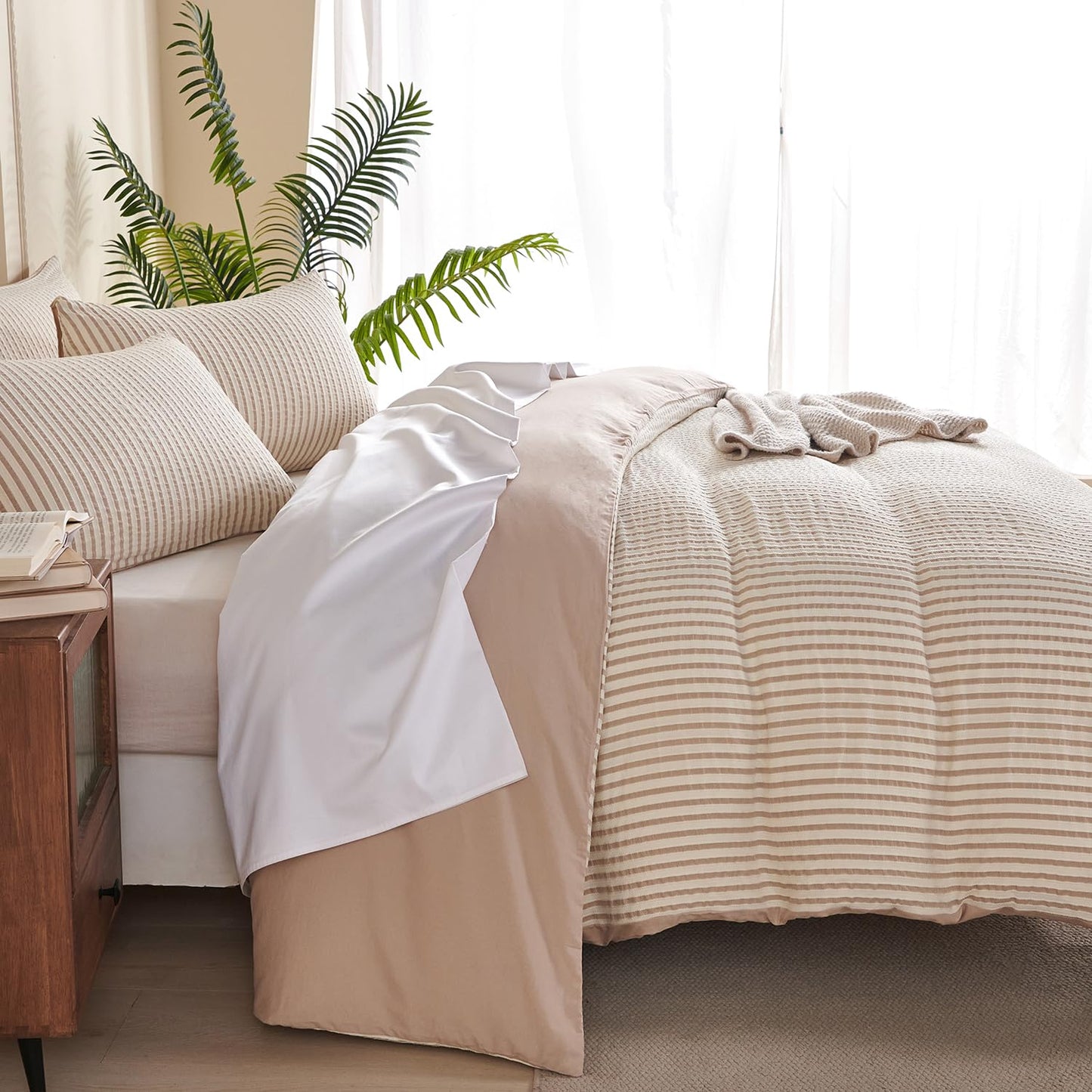 BUPIRD Queen Comforter Set Striped Beige 100% Soft Washed Microfiber Jacquard 3 Pieces Striped Bedding Sets Beige White Comforter for All Seasons and 2 Pillowcases Comfort Breathable