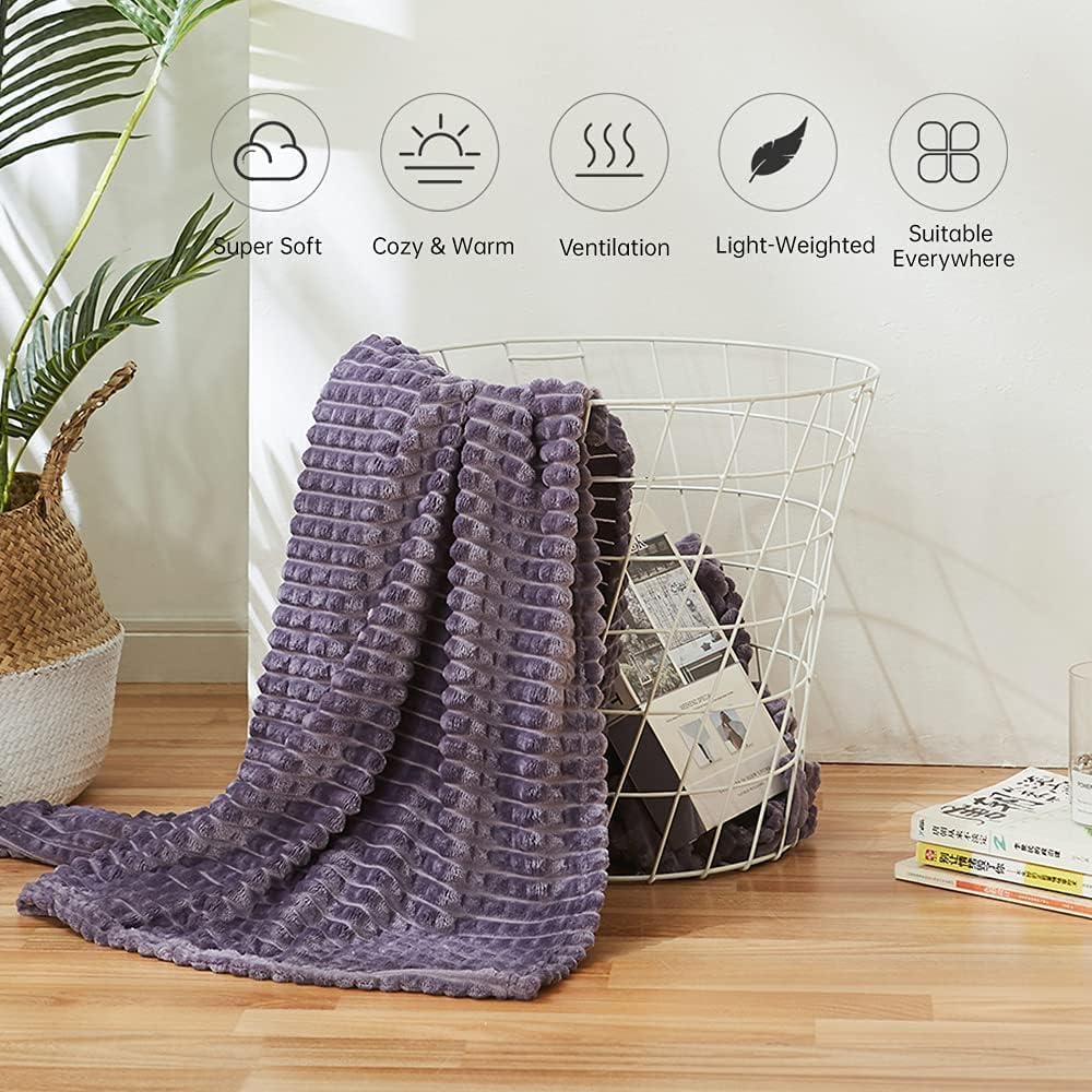 Simple&Opulence Purple Throw Blanket for Couch-Super Soft Fluffy Blankets for Women 50x70 Inches Cozy Lightweight Fleece Blanket for Home Decor