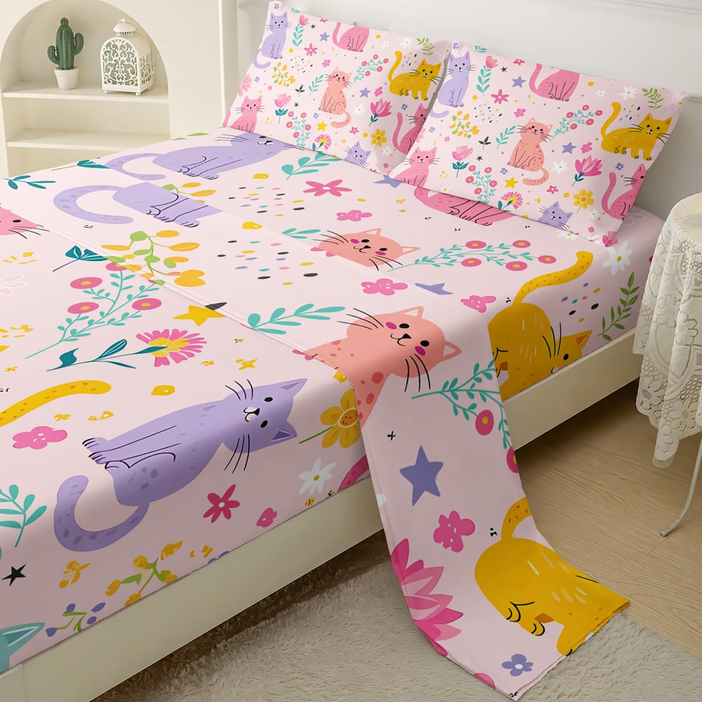 QOOMO Floral Cats Sheet Set,Kawaii Cats Kids Bed Sheets,Pink Floral 16" Deep Pocket Bed Sheet Set for Boys/Girls/Kids/Teens，4 Piece Sheet Set, 1 Fitted Sheet,1 Flat Sheet and 2 Pillowcases，Twin Size