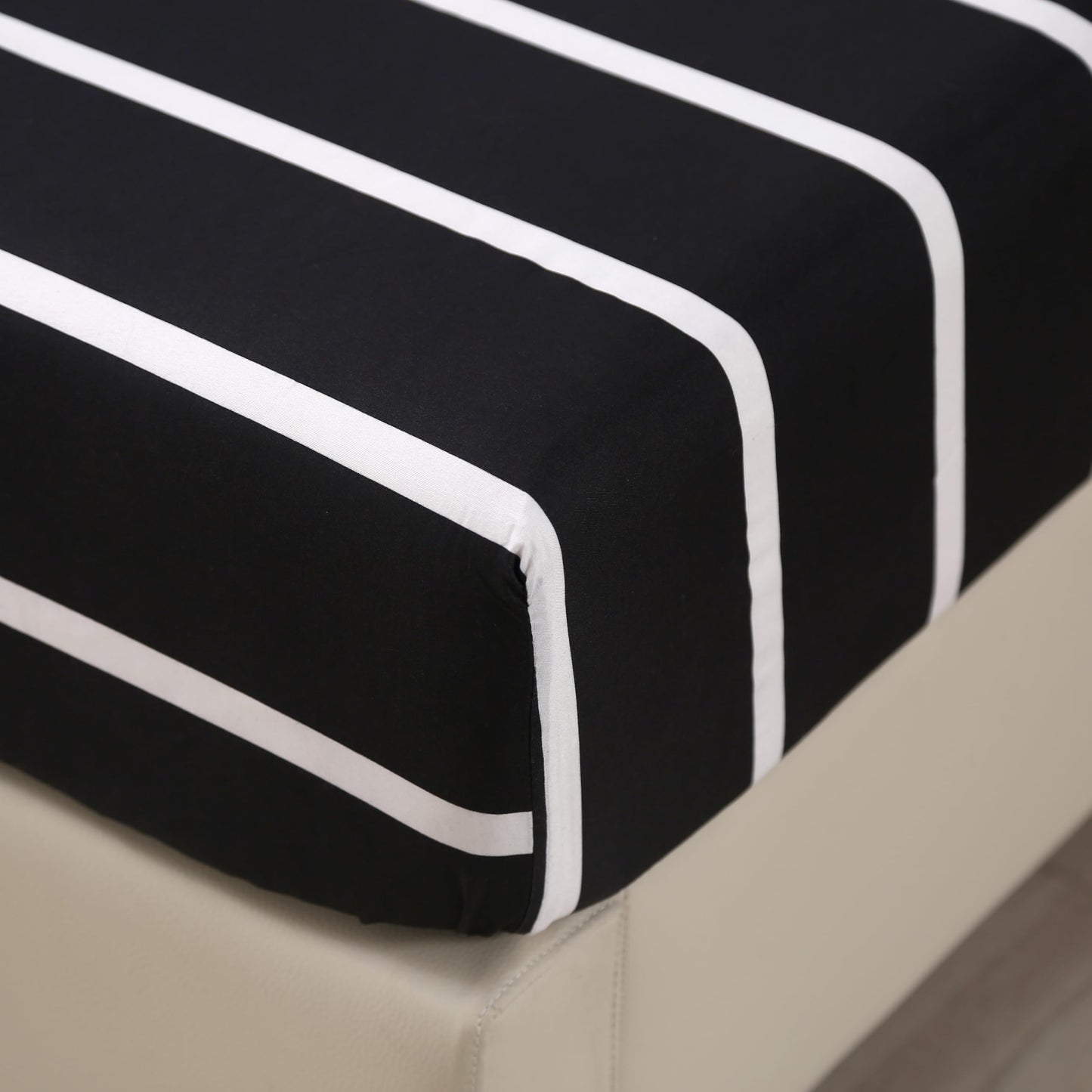 MAG 3pcs Striped Full Bed Sheet,Black and White Pattern Microfiber Fitted Sheets,Hotel Quality with1 Fitted Sheet and 2 Pillowcases,14 Inches Deep (Black and White, Full)