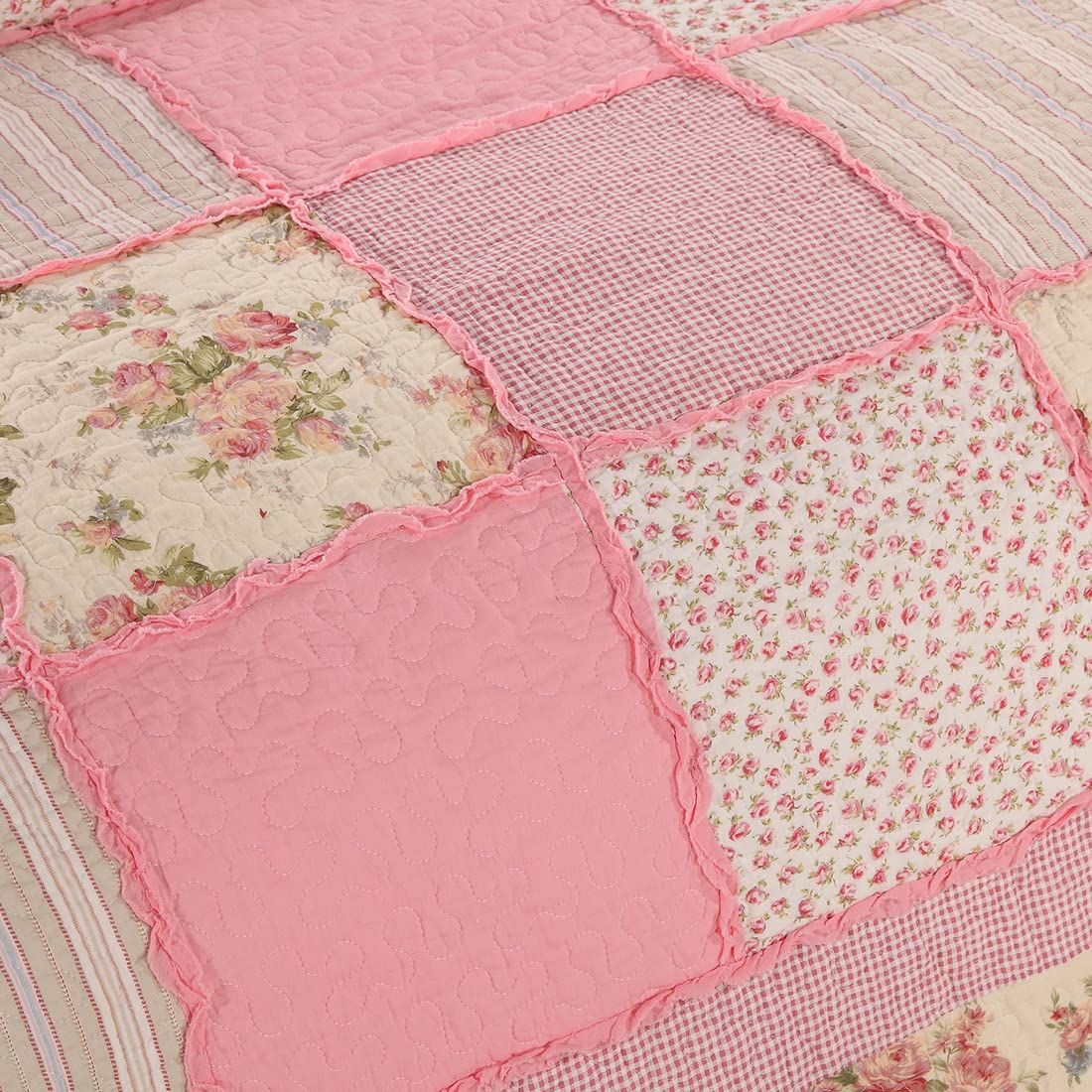 vctops 3 Piece Patchwork Floral Quilted Bedspread Quilt Set 100% Cotton Boho Ruffles Reversible Coverlet Set 1 Quilt and 2 Pillow Shams (Pink,Queen)