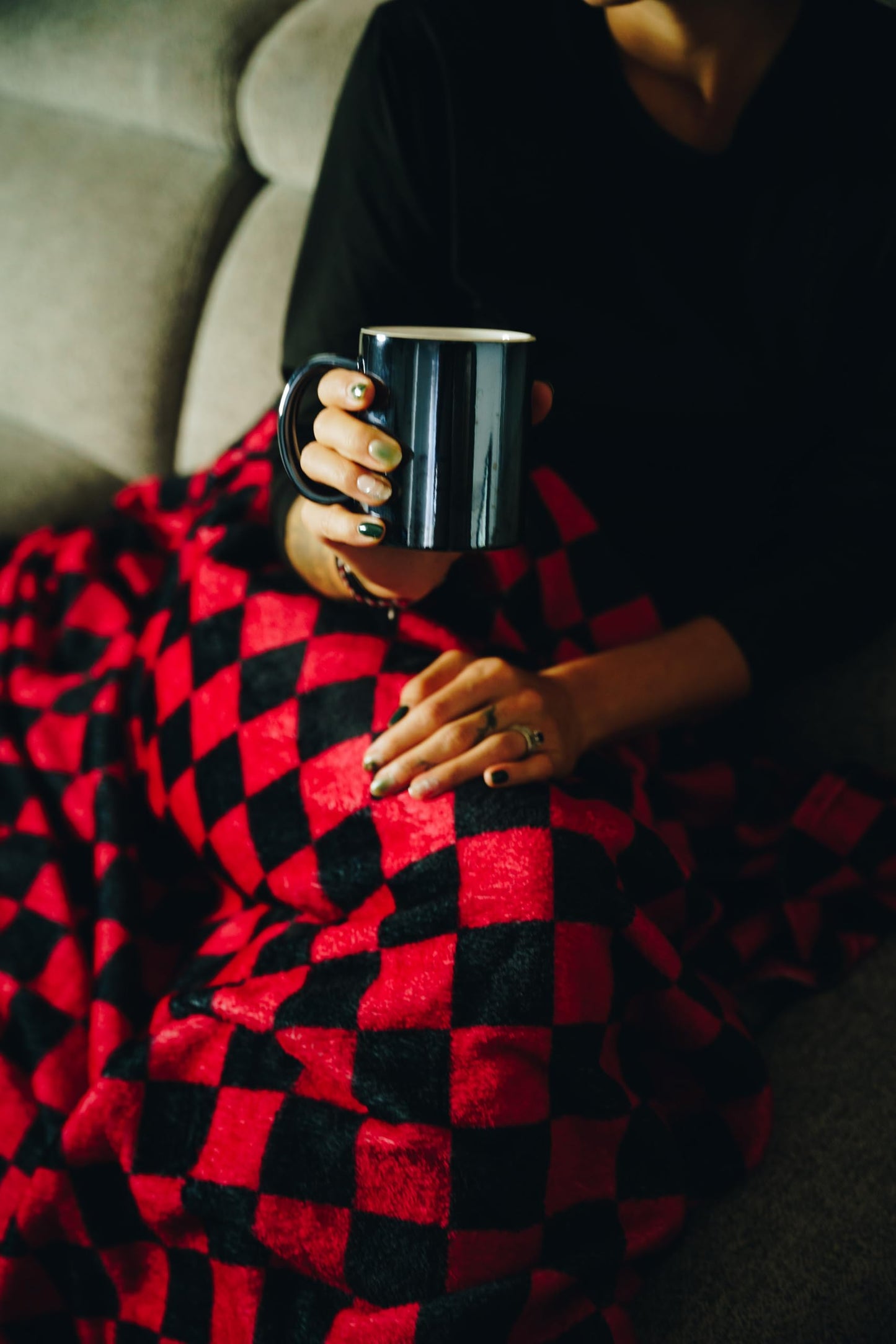 Checkered Fleece Blanket - Cozy Flannel Chessboard Lightweight - Super Soft Warm Throw Blanket - Decorative - Perfect for Camping Home Bed Couch Sofa - All Seassons (Red, 50''x60'')