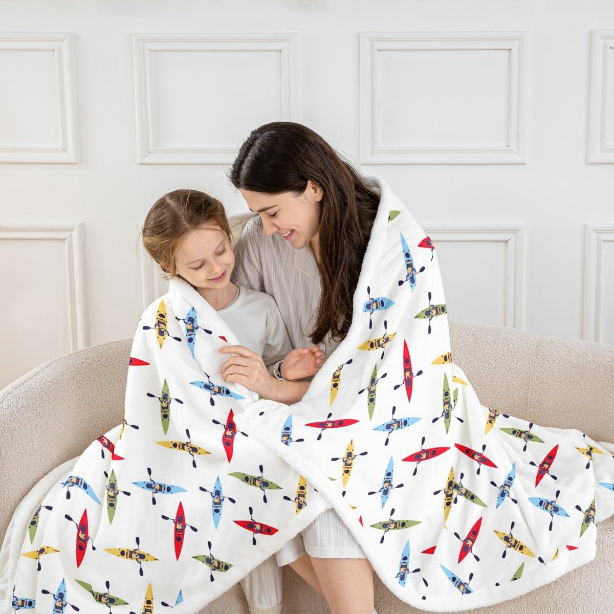 Feelyou Yacht Plush Blanket Colorful Yacht Fleece Throw Blanket for Kids Boys Girls Sports Theme Sherpa Blanket Kayak Fuzzy Blanket for Sofa Bed Couch,40x50 Inches
