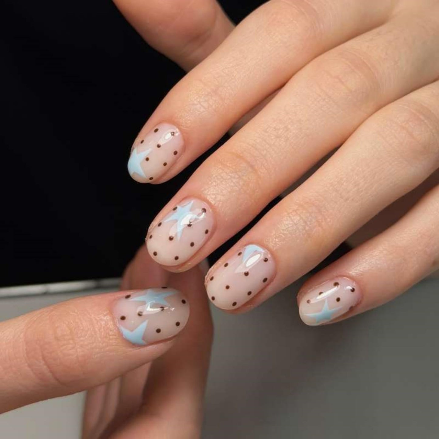 octoswave Press on Nails Short Oval Glossy Fake Nails with Star and Polka Dot Designs for Women DIY Manicure 24 Pcs