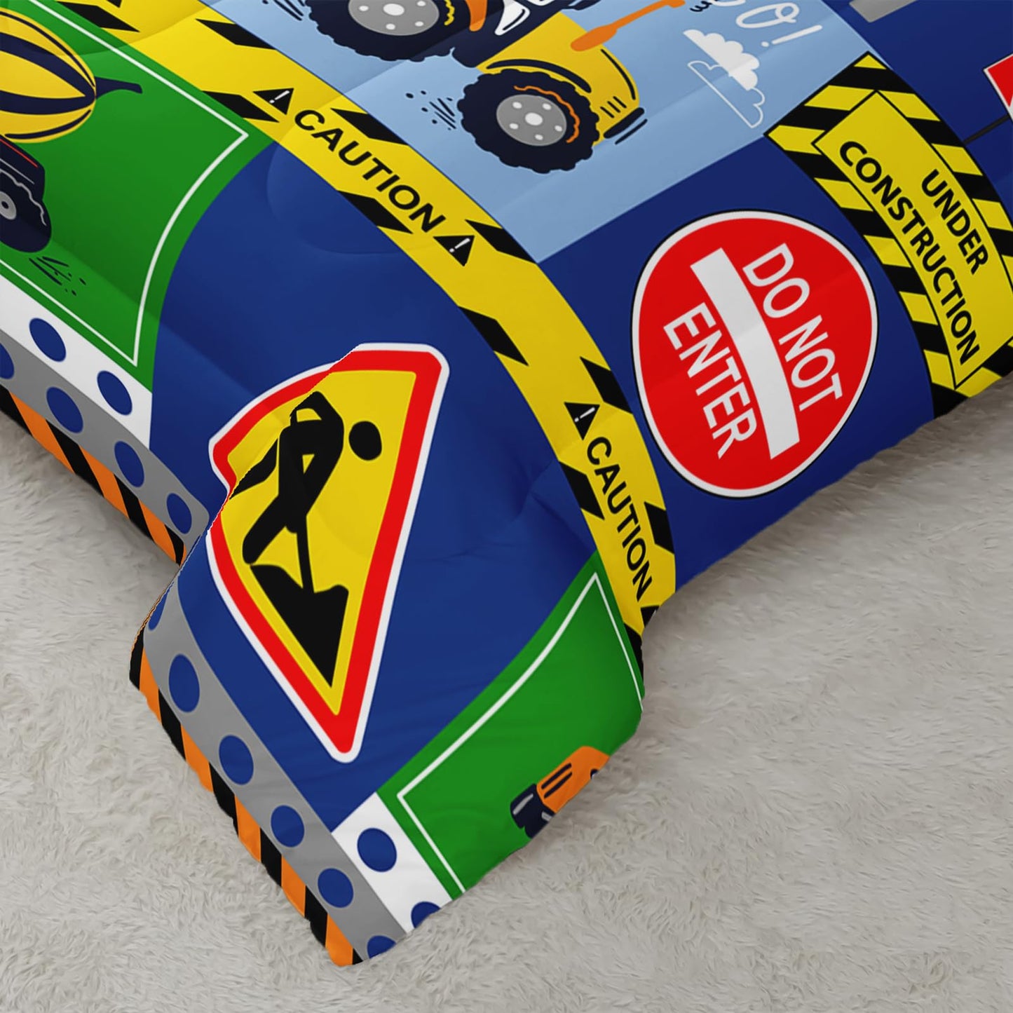 QOOMO 3Pcs Construction Comforter Set Twin,Excavator Bedding Set for Teens Boys Girls,Tractor Printed Comforter with 2 Pillowcases,Down Alternative,Soft and Lightweight