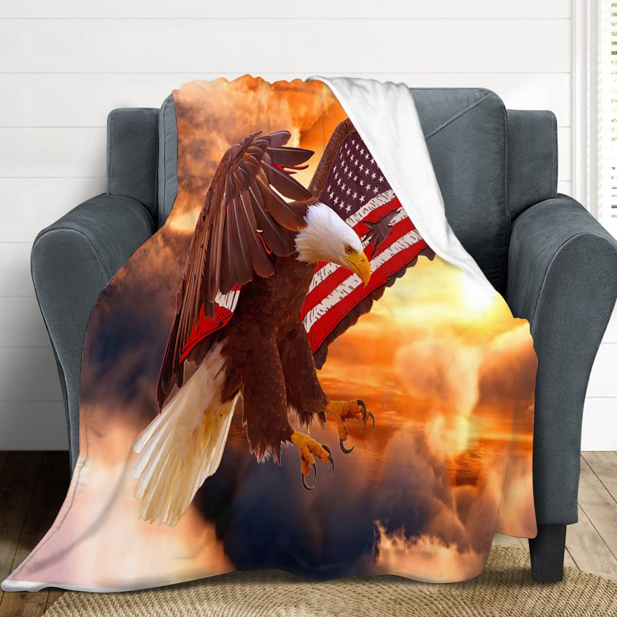 Bald Eagle Blanket American Flag Eagle Decor Throw Blanket Bald Eagle Blanket Gifts for Men Super Warm Soft Plush Fleece Flannel Blanket Winter Couch Bedding Blanket for Girls Kids Adults 40"x50"