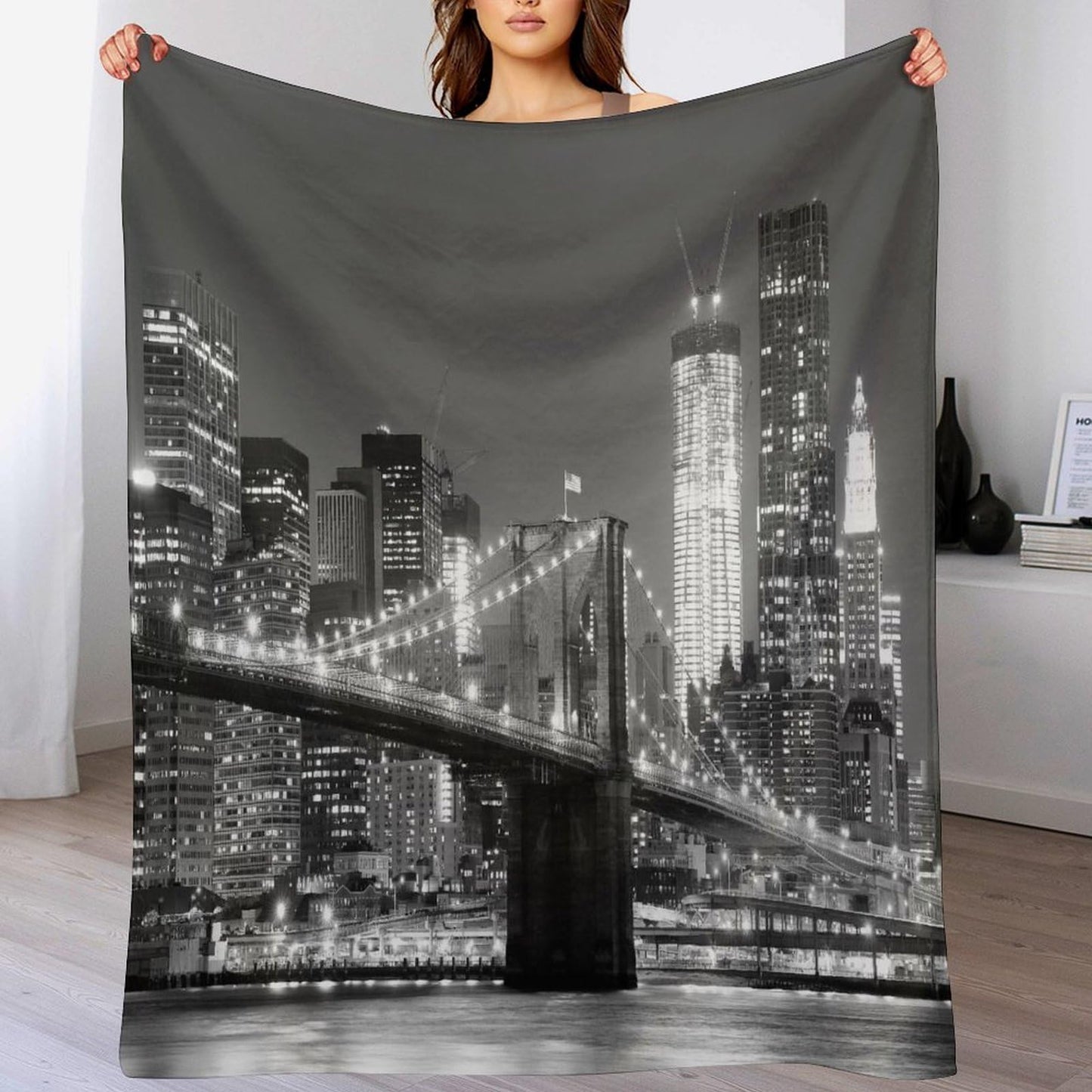 Cityscape Throw Blanket,New York Night View Brooklyn Bridge Skyscraper Pattern Soft Cozy Warm Flannel Blankets for Sofa Couch Bed Gifts for Lover Kids Boys Grils Women Adults 30x40 Inch