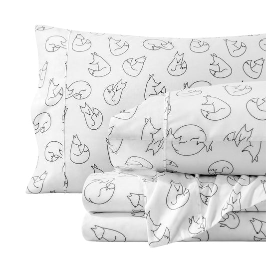 Bare Home Queen - Christmas Sheet Set - Luxury 1800 Ultra - Double Brushed Soft Microfiber - Deep Pockets - Easy Fit - 4 Piece Set - Holiday Bed Sheets (Queen, Feelin' Foxy)