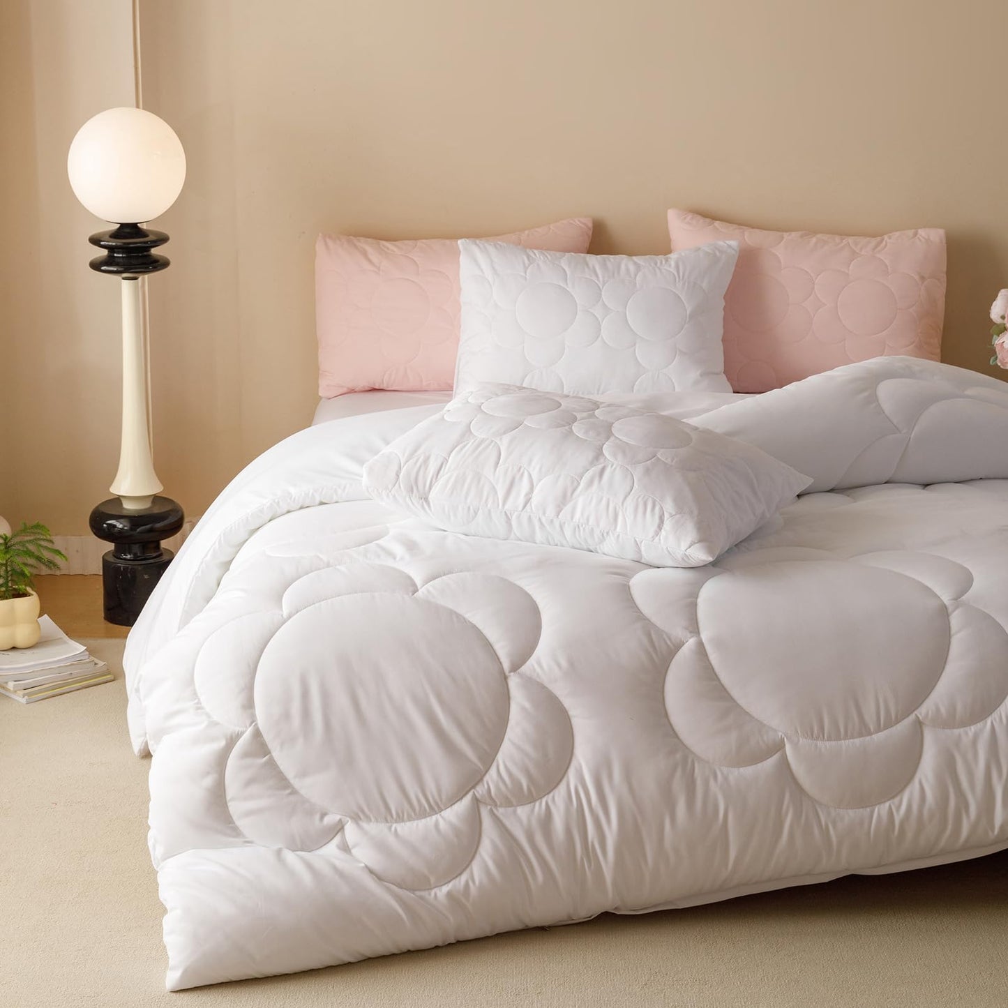 Luxlovery White Sunflower Comforter Set Queen Plain White Boho Farmhouse Quilts Floral Bedding Comforter Set Soft Breathable Elegant Bohemian Comforter Queen Size