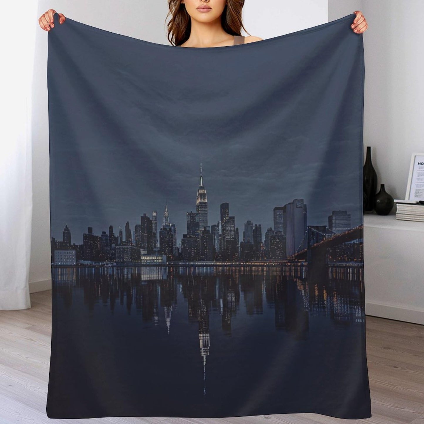 TOWINSFB Night City Scenery Flannel Throw Blanket, Soft Lightweight Cozy Warm Modern Cityscape River Blanket for Couch Bed Travel- 30"x40"