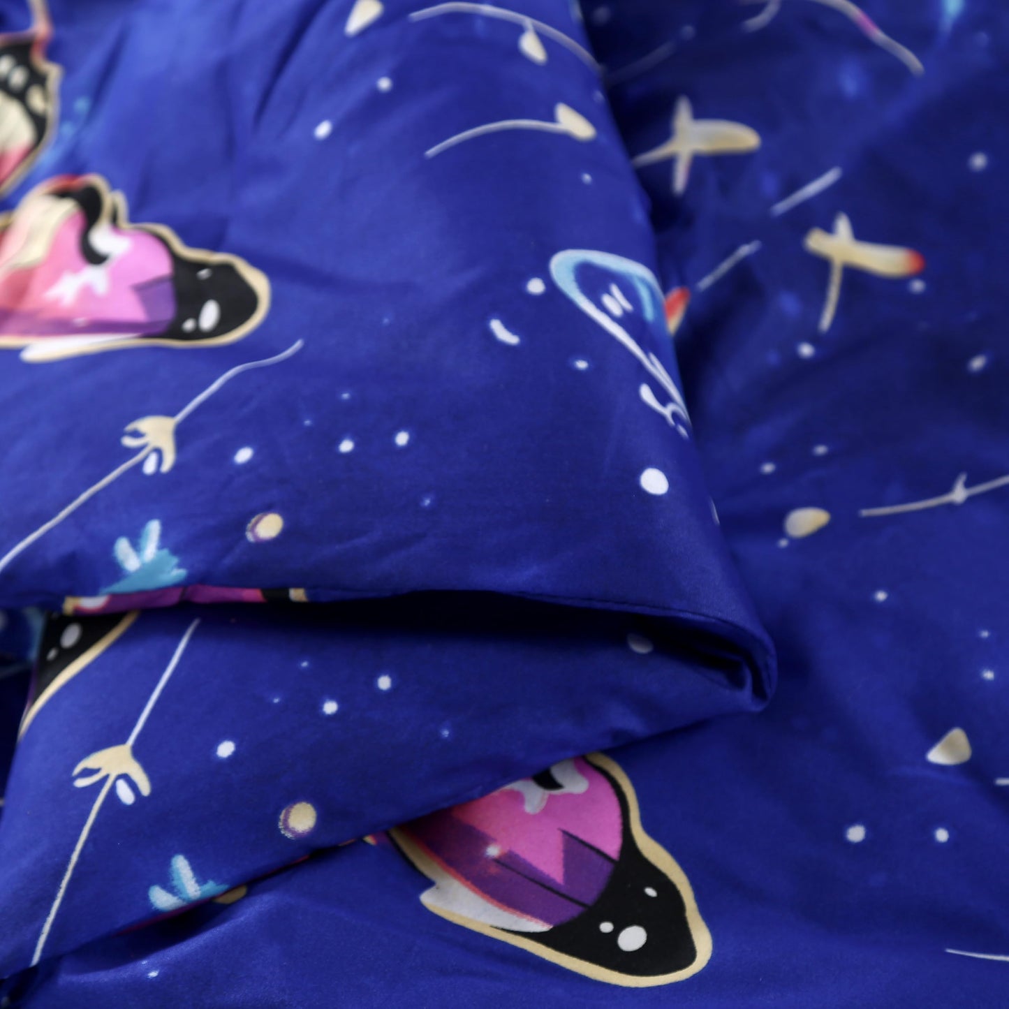 MAG 3Pcs Butterfly Twin Comforter Set,Microfiber Butterfly Twin Bedding Sets,Blue Cute Cartoon Style Pattern,All Season with 1 Comforter + 2 Pillowcases for Kids Boys and Girls,Breathable and Wrinkle.