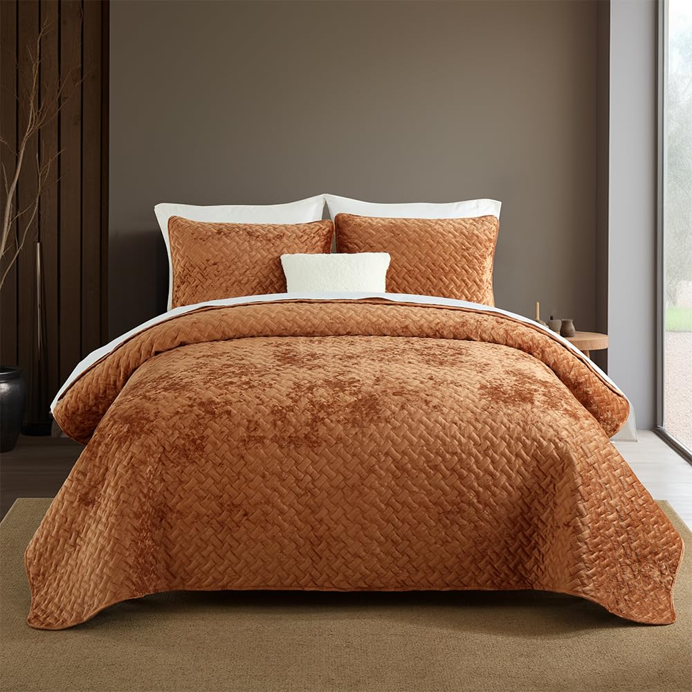 Liians Velvet Bedspread Quilt Bedding Sets,Luxury Elegant Ultra Soft Velvet Comforters Coverlet Blankets,Weave Stitching Pattern Cotton Quilted Bedspread for All Seasons,Caramel,King Size