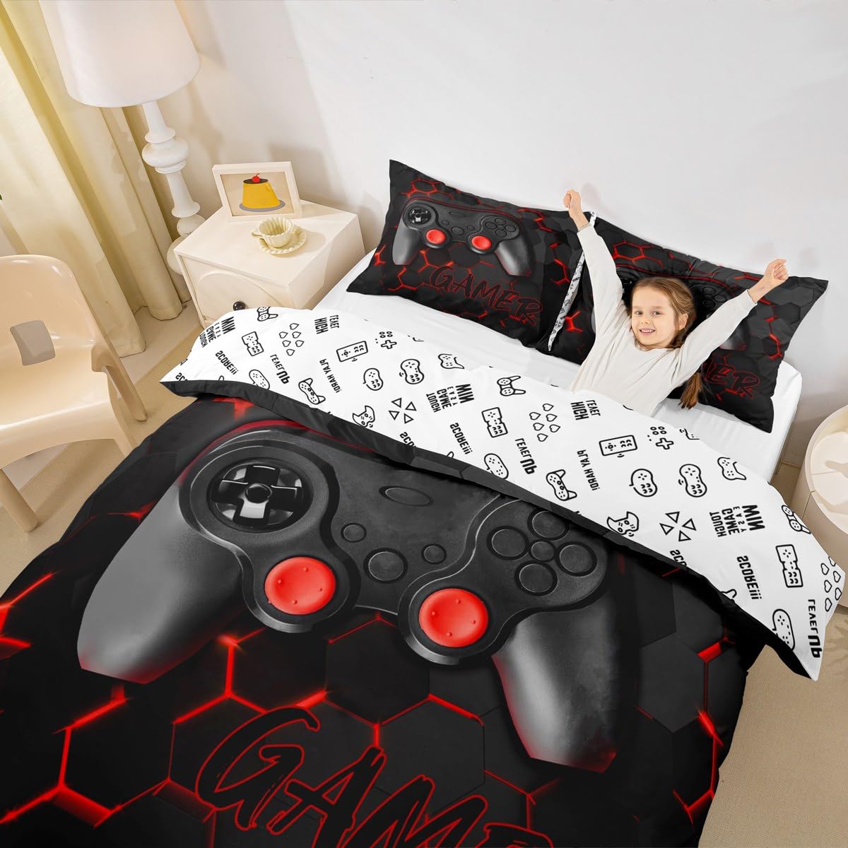 Video Games Reversible Bedding Set,Red Honeycomb Duvet Cover for Kids Teens,Hexagon Gamepad Comforter Cover Decorative Room,Console Game Controller Quilt Cover with 2 Pillowcases,King Size