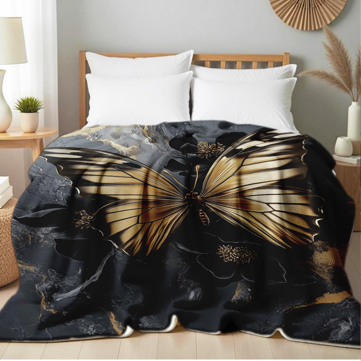 HUNXIAOJ Printed Bed Blanket Black Gold Butterfly Throws Soft Flannel Blanket Butterfly Love Gifts Butterflies Decor for Couch Bed (59"x78")