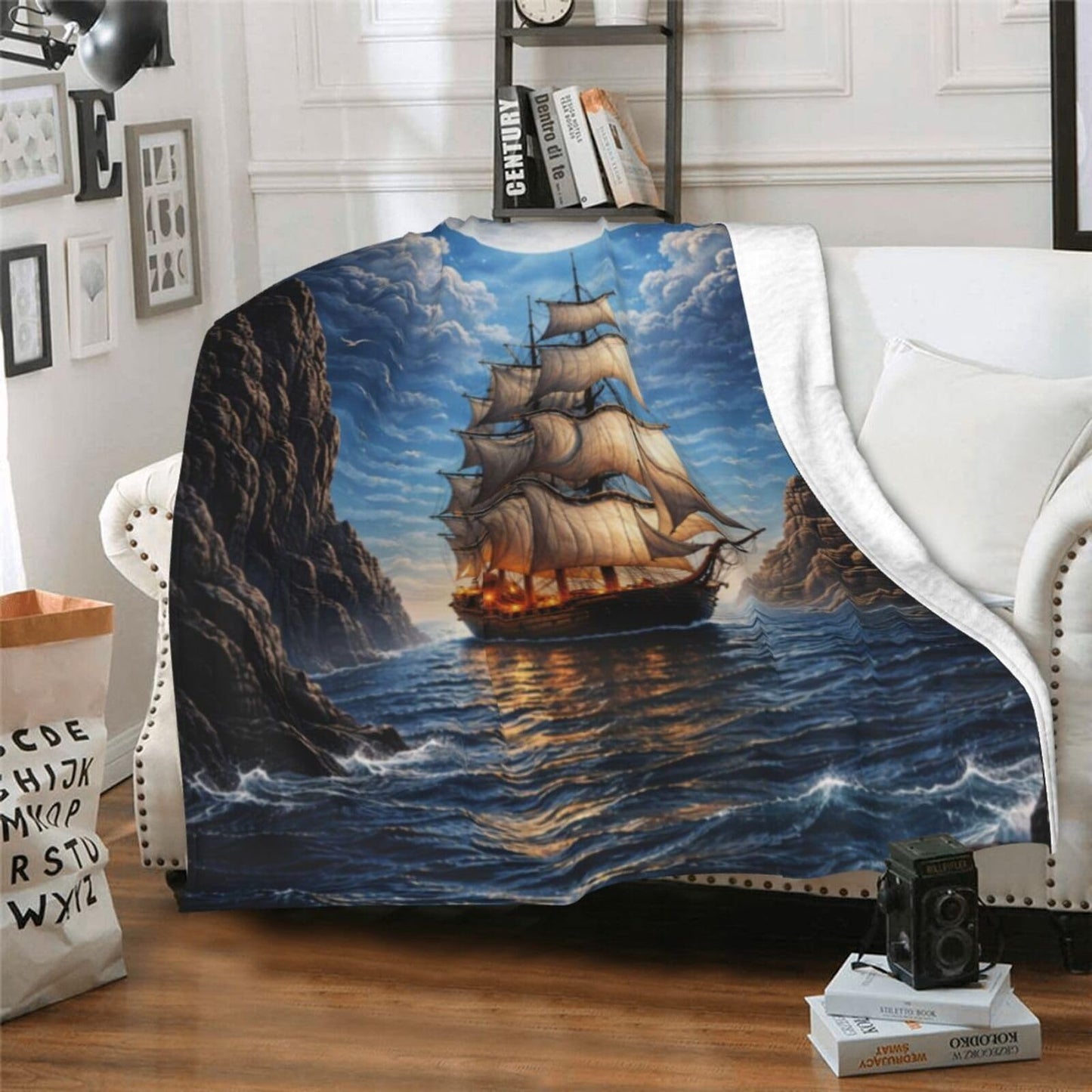 Qycazzw Moolit Sailing Ship Blanket Gifts for Women Kids, Ocean Lovers Flannel Blankets, Warm Cozy Soft Throw for Bedroom, Camping, Couch, Decor 50x60 in