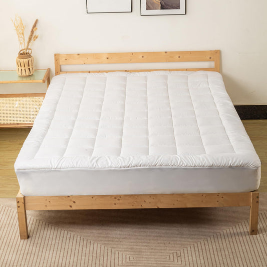 Nutan, Quilted Fitted Mattress Pad – Fitted Elastic Quilted Protector, Cover Stretches up to 18 Inches Deep Pocket - Machine Washable Topper, Twin, White