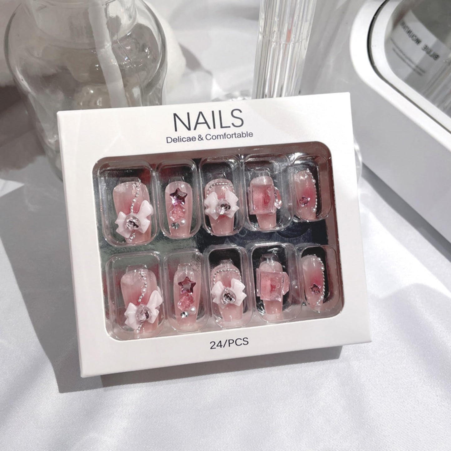 SINHOT Luxury Press on Nails - Medium Almond Fake Nails 3D Handmade Cute Star Reusable False Nails with Rhinestone Designs,DIY Artificial Nail Art, 24pcs