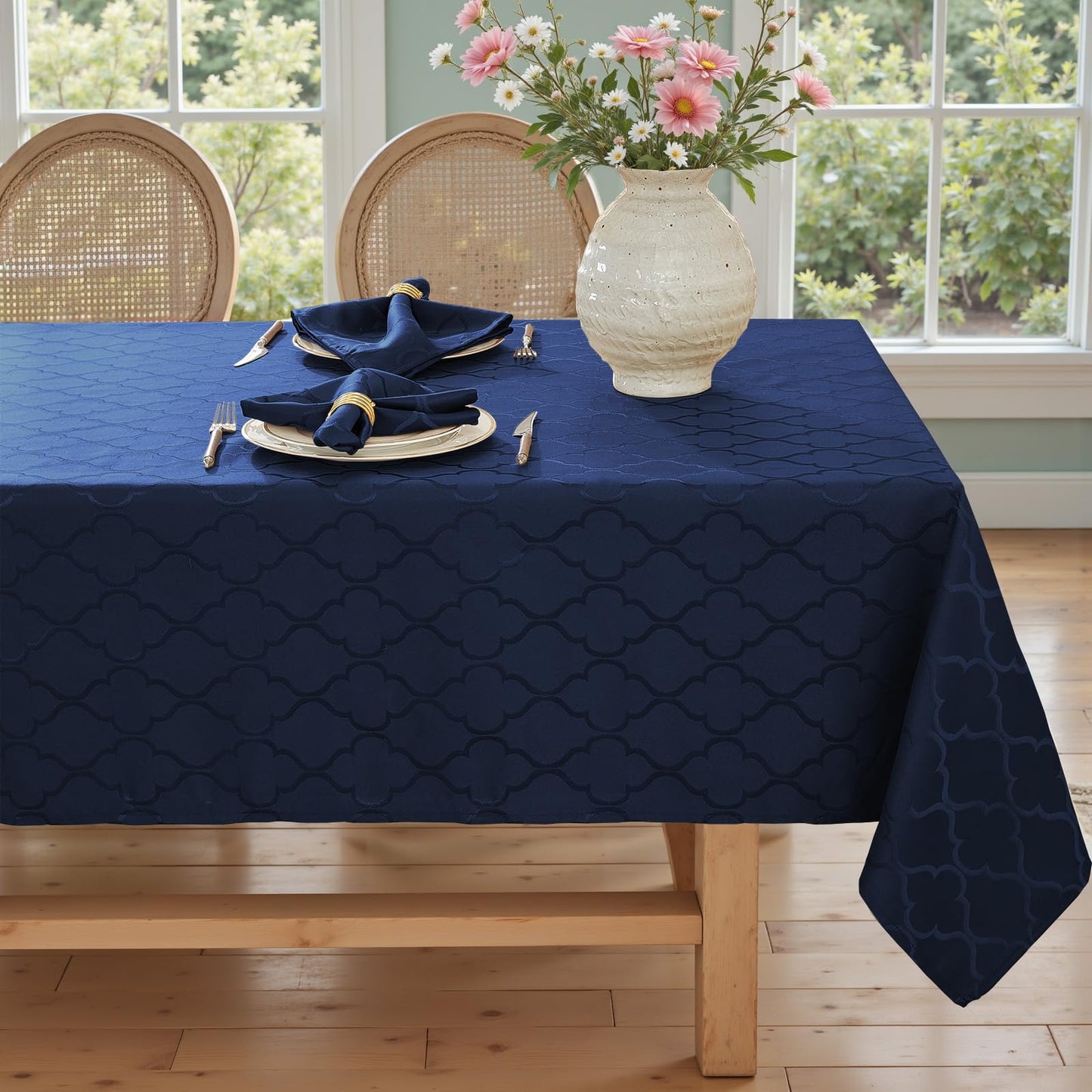 Larponder Tablecloth Rectangle, Jacquard, 52" x 70", Navy
