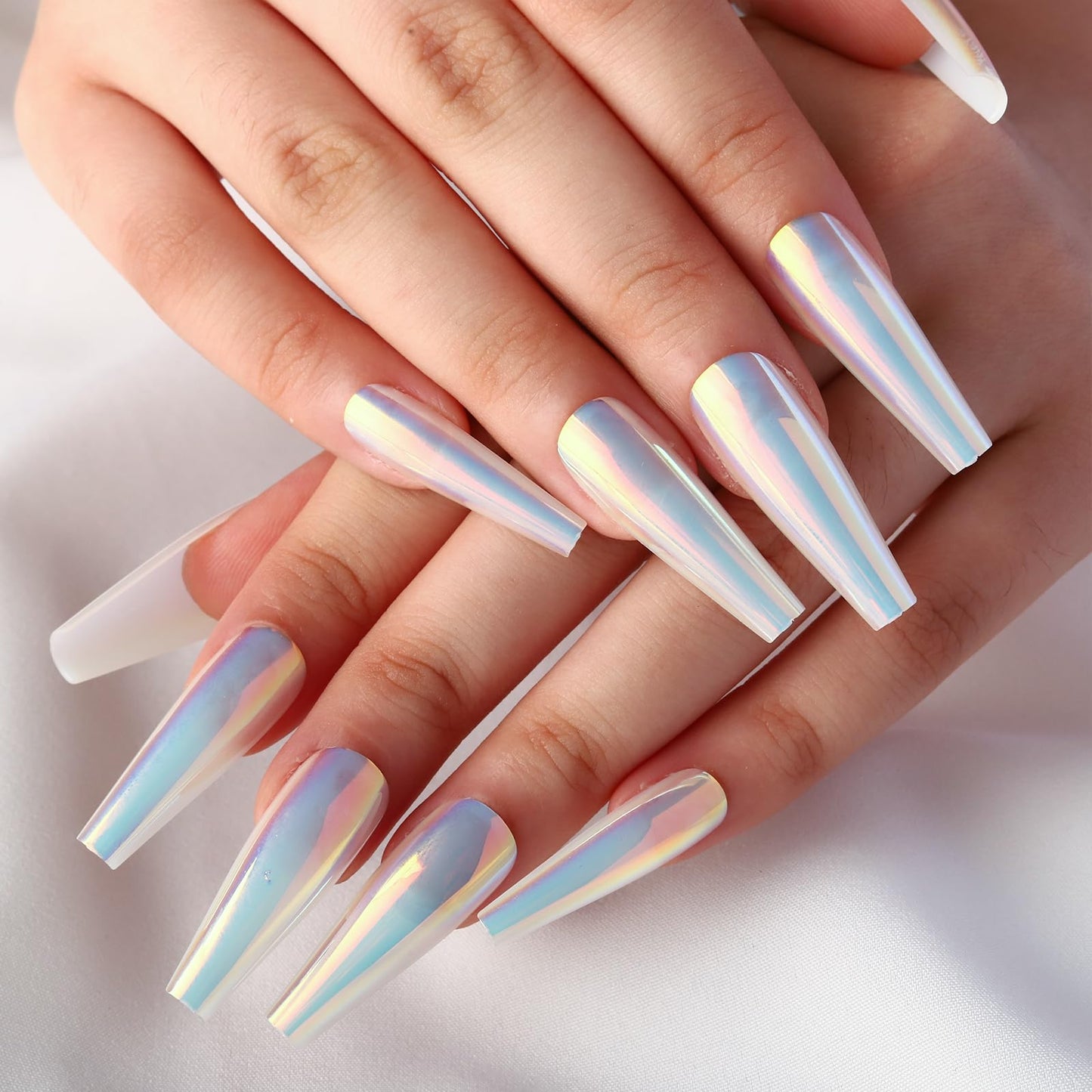 Chrome Press on Nails Ballerina Long Coffin False Nails Holographic Mirror Fake Nails Luxury Chameleon Metallic Full Cover Glue on Nails for Women Girls Artificial Acrylic Nail Decoration 24pcs