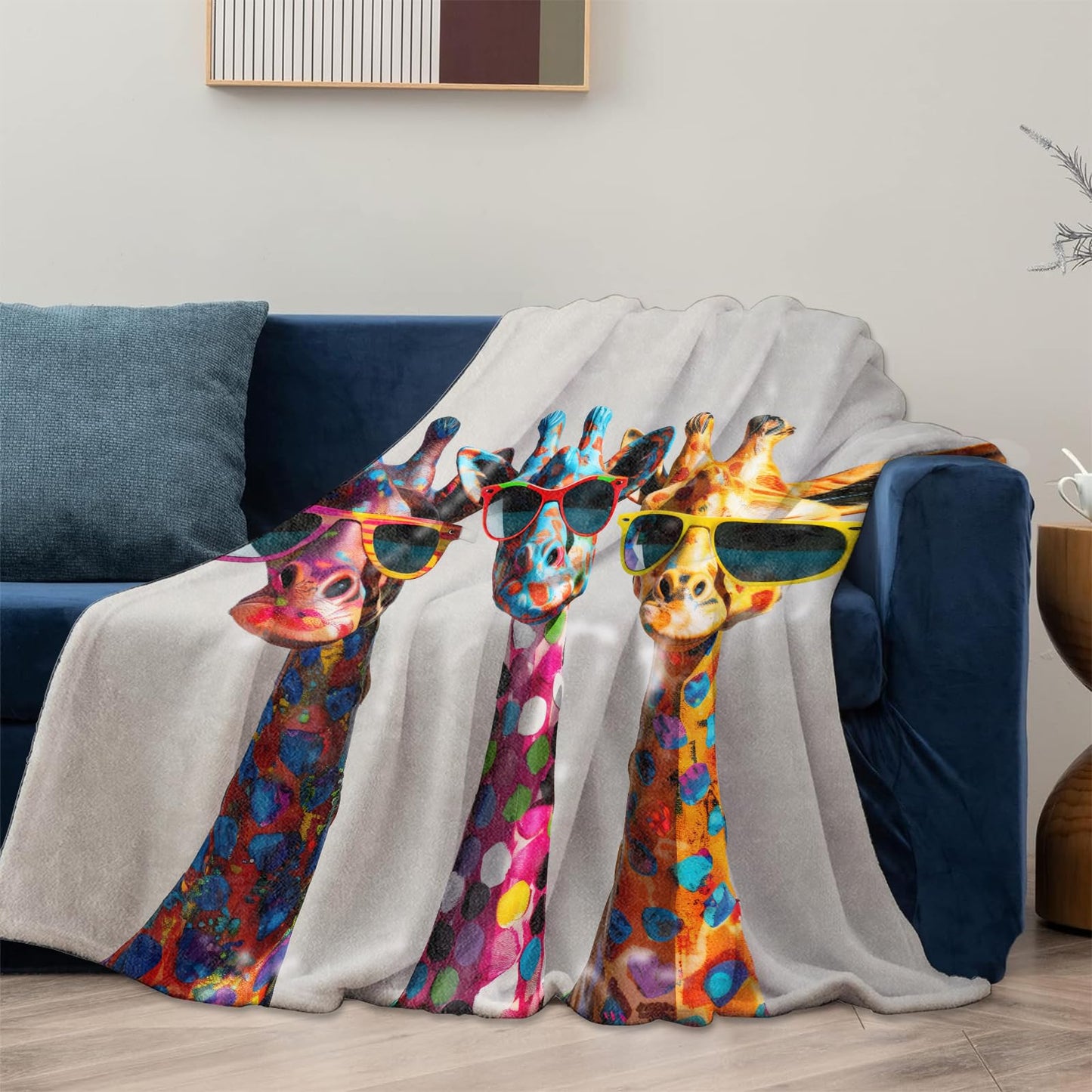 Mounidso Cool Giraffes Flannel Blanket, Animal Theme Gifts for Women, Soft Warm Lightweight Blankets for Living Room, Home, Sofa, Travel Decor 50" x 60"