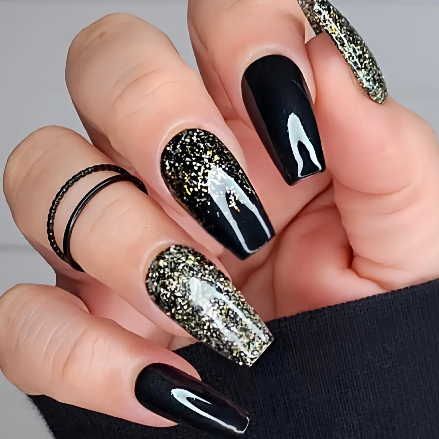 IMSOHOT Golden Glitter Press on Nails Long Coffin Fake Nails Black Glossy Glue on Nails Full Cover Acrylic False Nails with Sparkly Gradient Designs 24Pcs