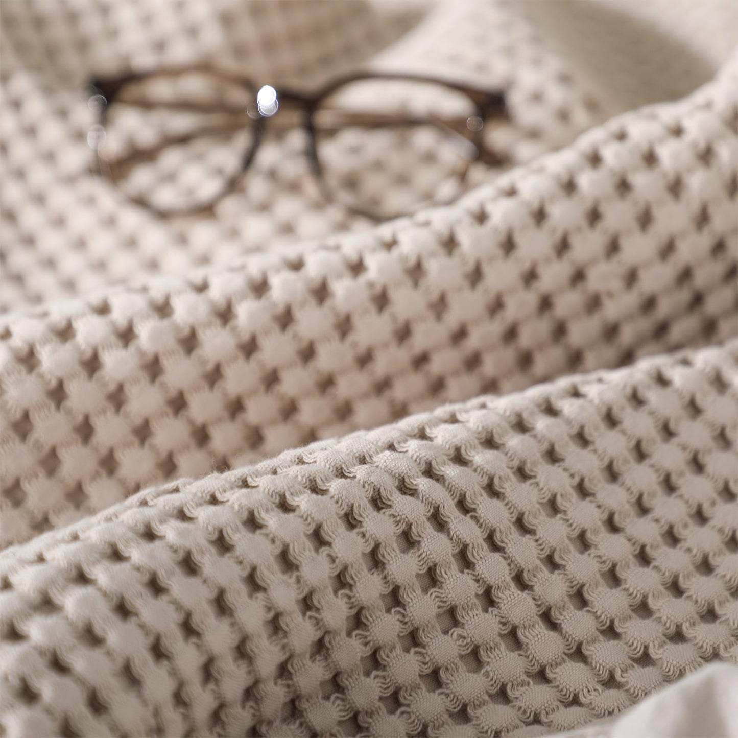 Tegeme Waffle Weave Blanket 43" x 63" 100% Cotton Neutral Boho Farmhouse Woven Knitted Beige Throw with Ruffles Warm Soft Cozy Throw Blanket Decorative Breathable for Couch Bed Sofa
