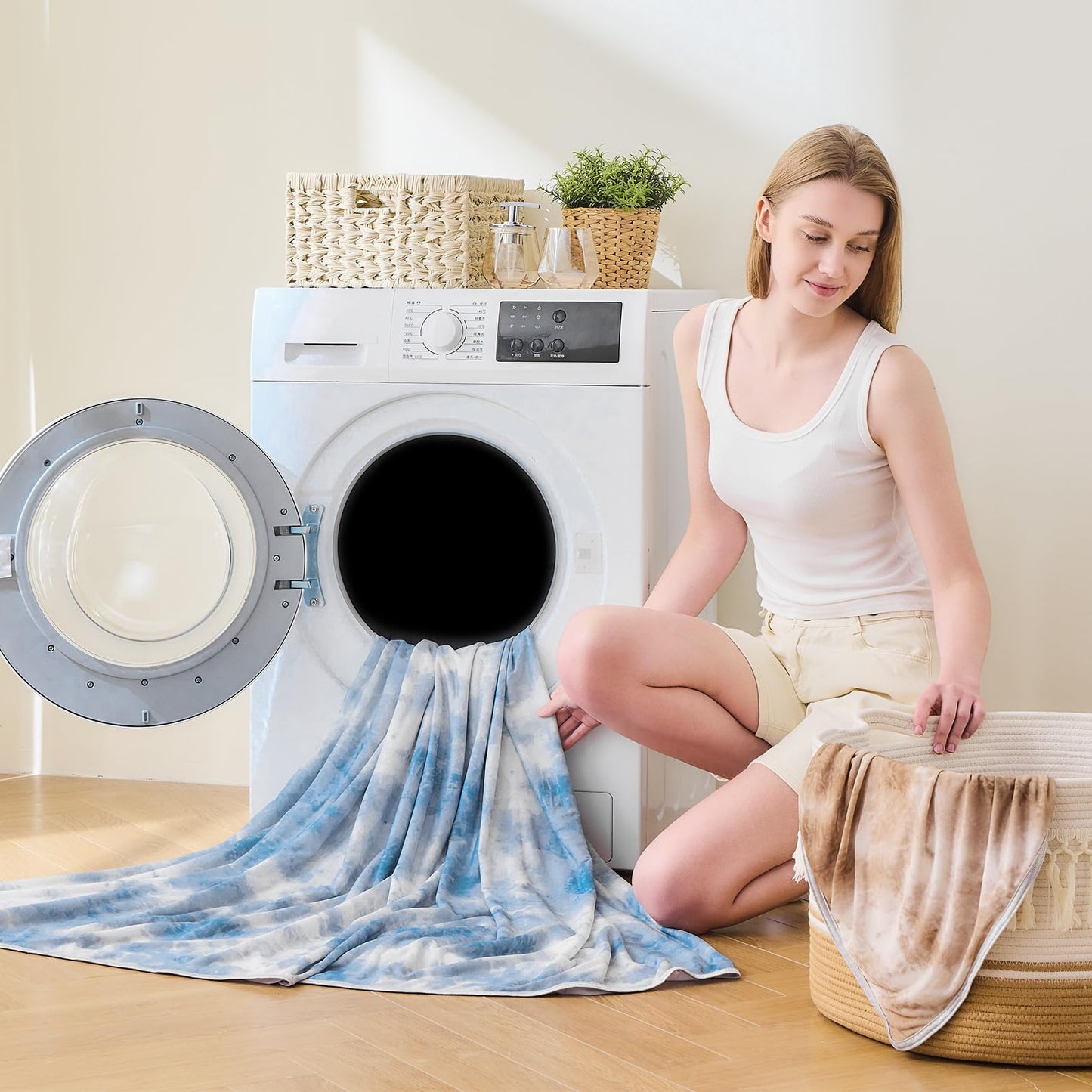 EMME Cooling Blanket Twin Size (60"x80") for Hot Sleepers, Arc-Chill Q-Max 0.45 Cool Fiber, Lightweight Summer Blanket for Night Sweats Relief, Ultra Breathable for Travel Outdoor, Grey