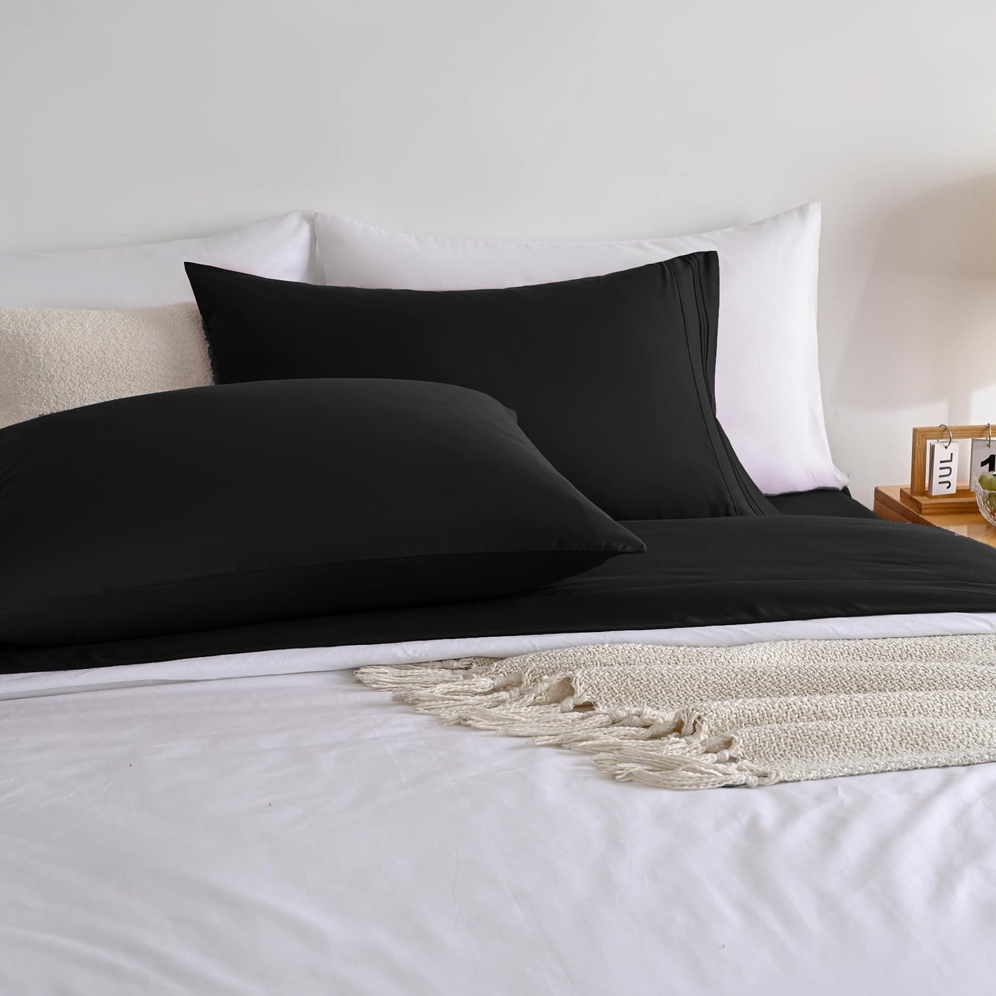 Yibeizi Black Sheet Set Full Size, Kids Bedsheets Microfiber Deep Pocket Cute Bed Sheet & Pillowcase Sets 4 Pieces