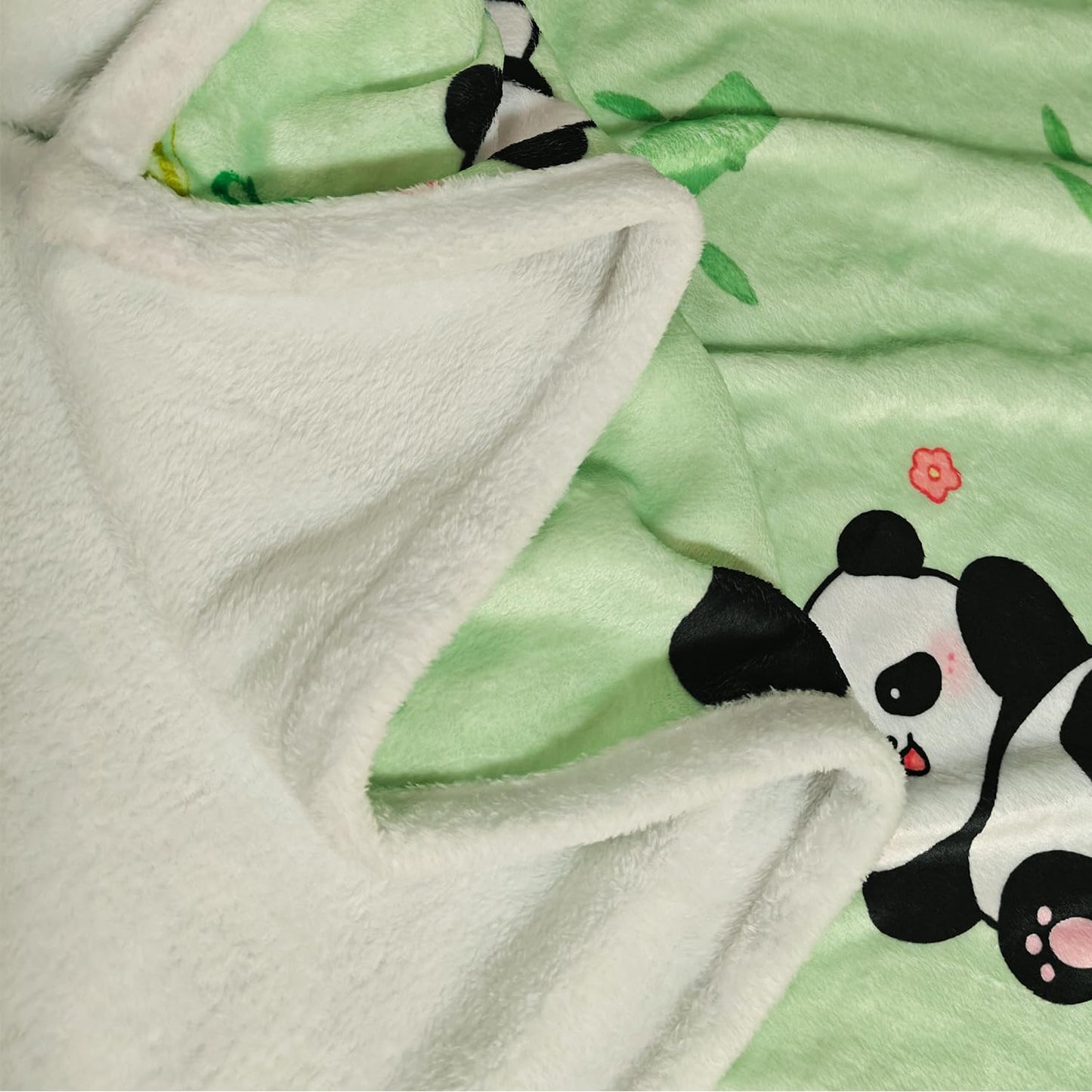Panda Blanket Super Soft Cozy Blankets Pandas Stuff Pandabear Gifts for Girls Toddler Adults Flannel Fleece Blanket Lightweight Cute Panda Accessories (Green Panda, 50"x60")