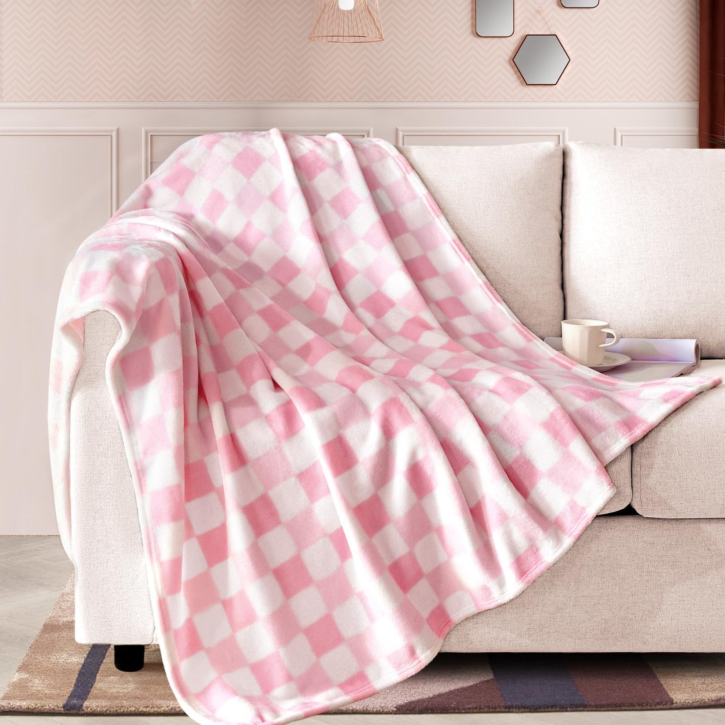 Touchat Fleece Throw Blankets, Buffalo Plaid Throw Blanket for Couch Sofa Bed, Soft Warm Fuzzy Cozy Plush Checkered Blanket, Lightweight Farmhouse Decor(Gradient Pink Plaid, 50“ x60”)