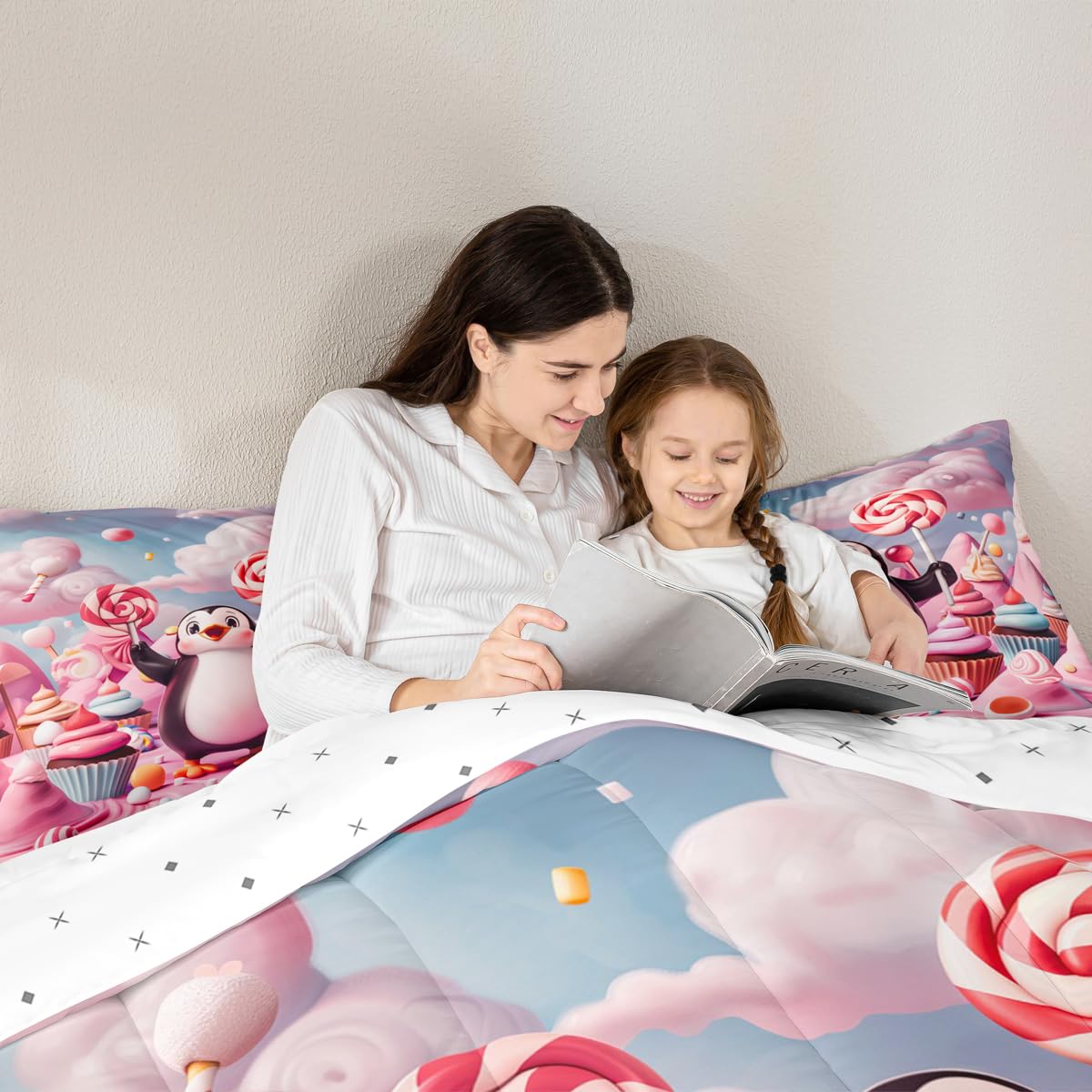 Erosebridal Funny Penguin Bedding Set Queen Antarctic Animal Theme Comforter Set for Kids Boys Girls Cartoon Penguin Down Comforter,Dessert Candy Quilt Duvet