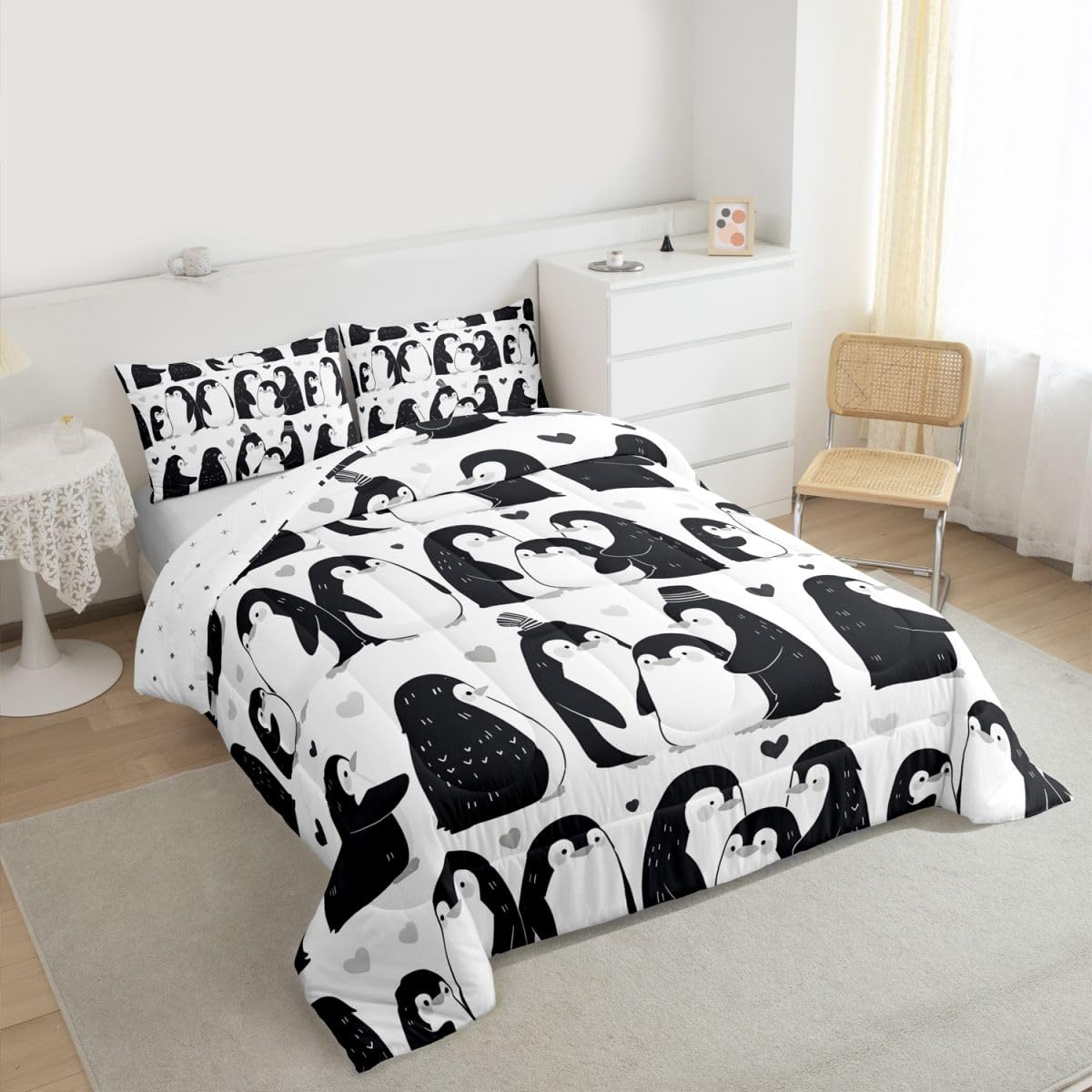 Erosebridal Cute Penguins Kids Comforter Sets Black White Penguin Queen Bedding Set for Boys Girls Antarctic Animal Theme Comforter Set,Love Heart Print Quilt Duvet 3 Pcs