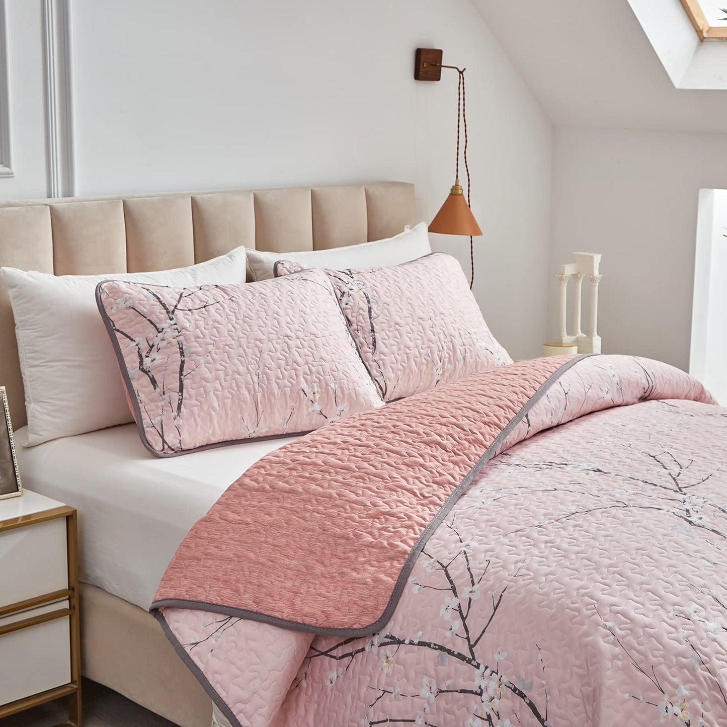UOZZI BEDDING 3 Pieces Reversible Pink Branch Quilt Set King Size 102x88 Soft Microfiber Lightweight Coverlet Bedspread Summer Comforter Set Bed Cover for All Season (1 Quilt+ 2 Shams)