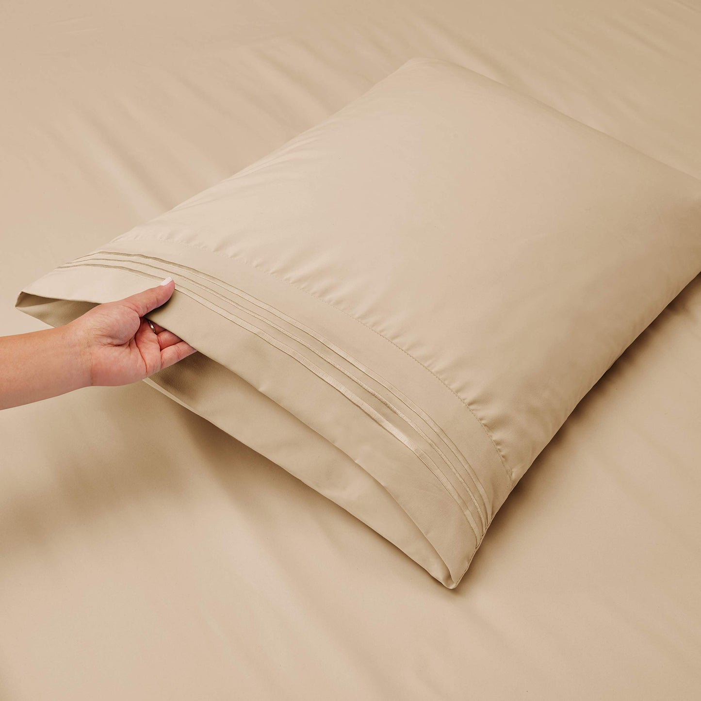 Hearth & Harbor Full Size Sheets - 4 Piece Bed Sheet Set, Hotel Luxury Double Brushed Bed Sheets - Extra Soft Bedding Sheets & Pillowcases, Full, Beige