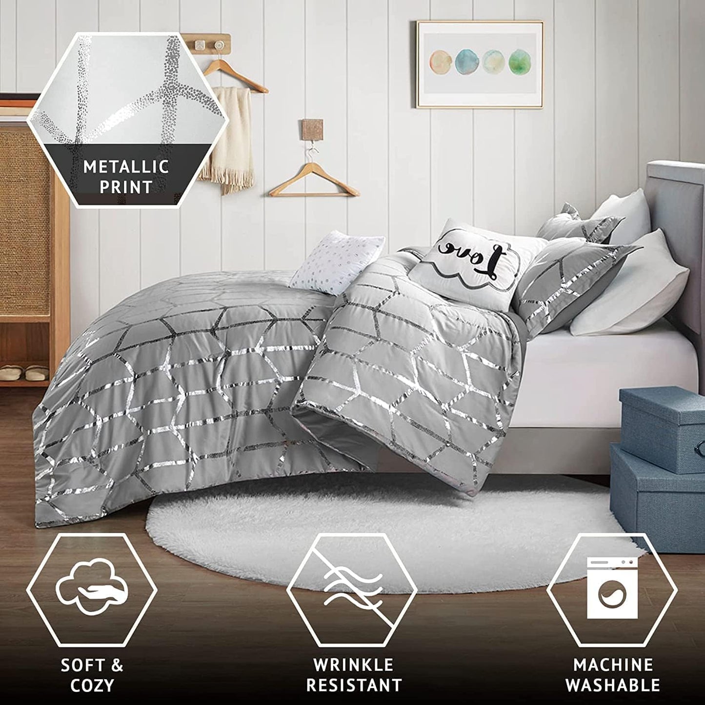 Intelligent Design - ID10-1245 Raina Comforter Set Metallic Print Geometric Design, Modern Trendy All Season Bedding Set, Matching Sham, Decorative Pillow, Grey/Silver, King/Cal King, 5 Piece