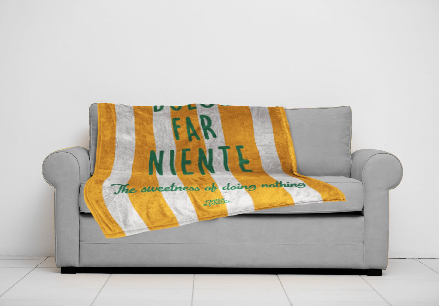 Jay Franco Kids Plush Throw Blanket – 50 x 70 Inches Soft & Cozy Fleece Throw for Bedroom & Couch Décor, Official Licensed Product, Yellow - Emily in Paris