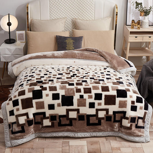 MODUSKYE Mink Blankets, Korean Heavy Plush 7.7lbs 2 Ply Chip Pattern 78x90 inch Thick Blankets Queen Size Sliky Soft and Warm Raschel Throw for Cold Night (Beige+Black)