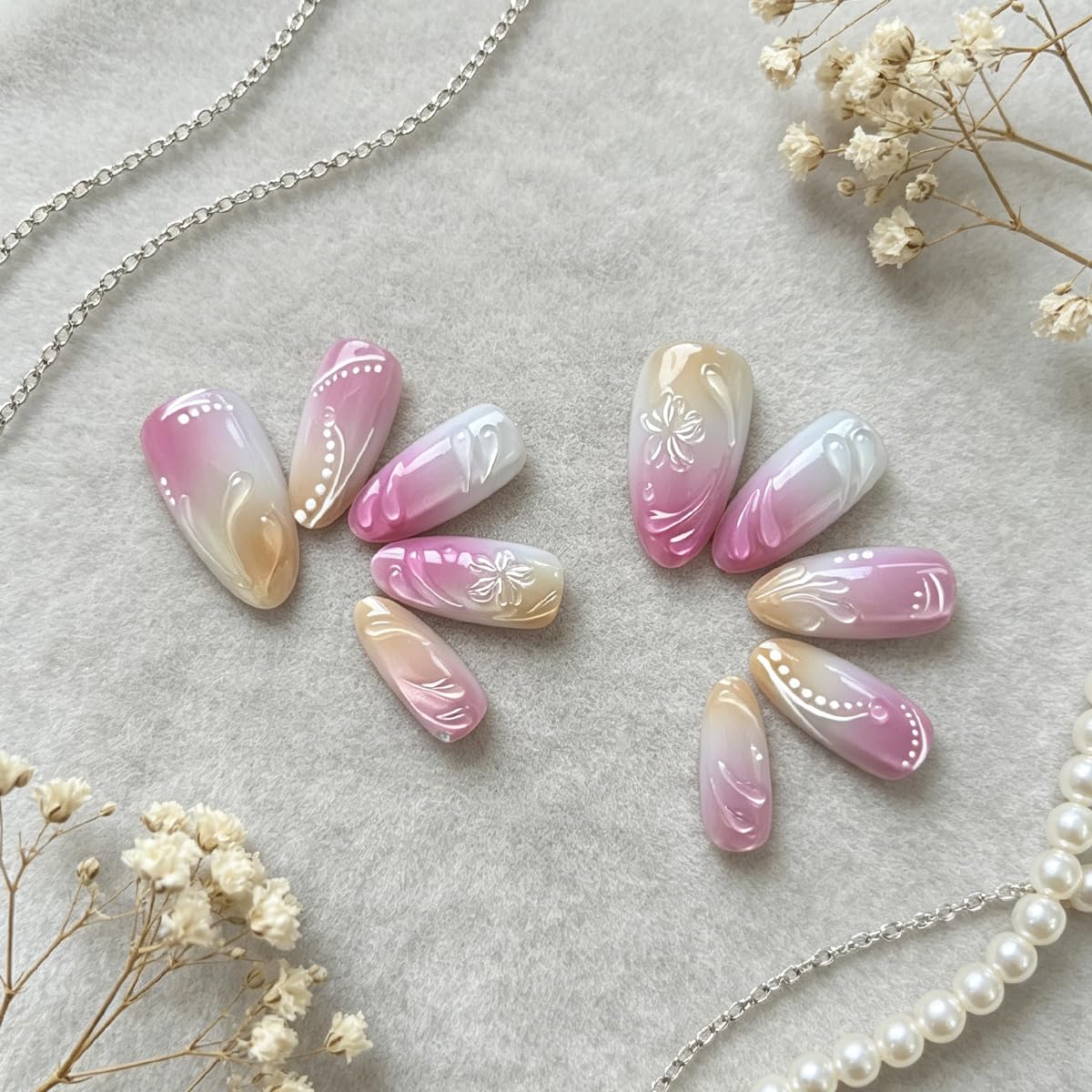 3D Press On Nails Almond Medium Light Pink Fake Nails with Cat's Eye Glossy Embossed Floral Vines High-end Designs, Acrylic Artificial Nail Press ons False Stick On Nails for Women Girls 30Pcs