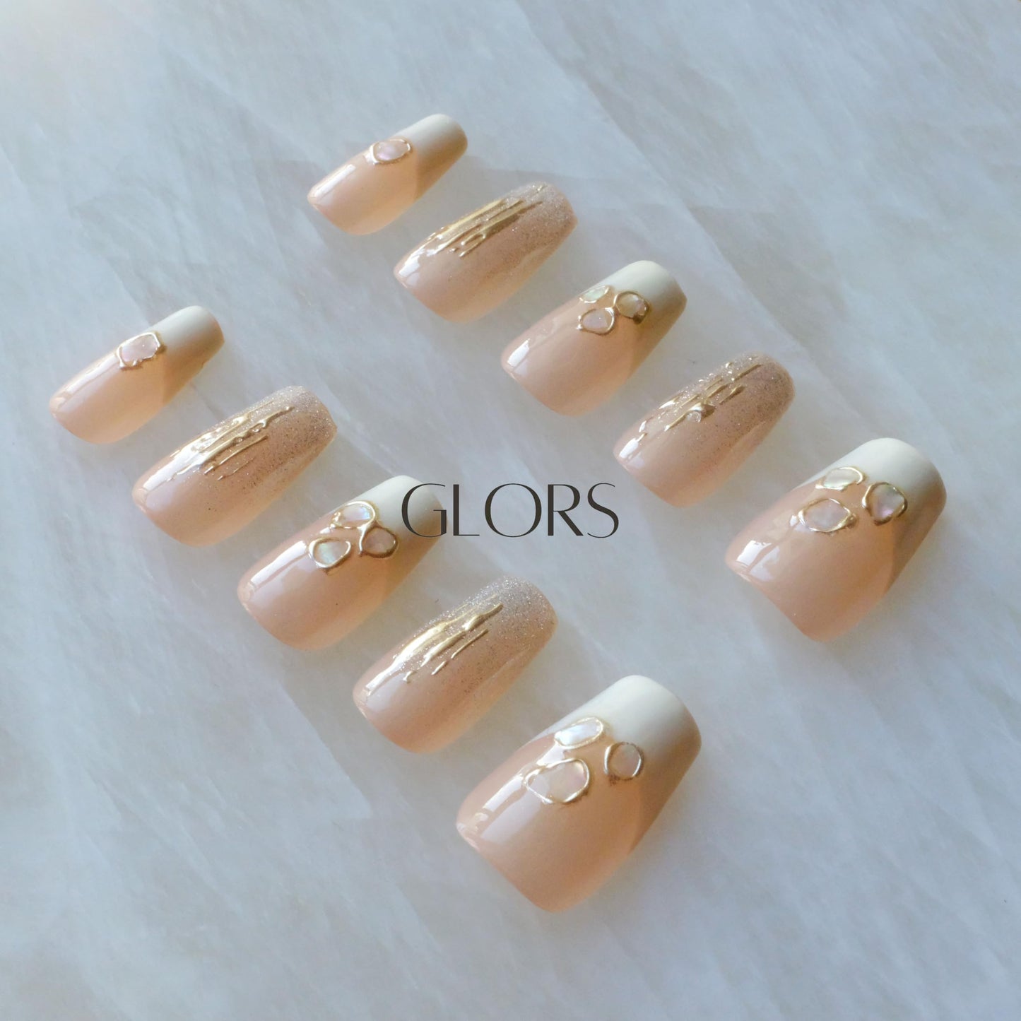 [GLORS] Purly Handmade Medium Ballerina Press on Nails | Mica Love - Shell Piece Pure and Seductive Fake False Nail Art, 10 Pieces (Medium, MB)