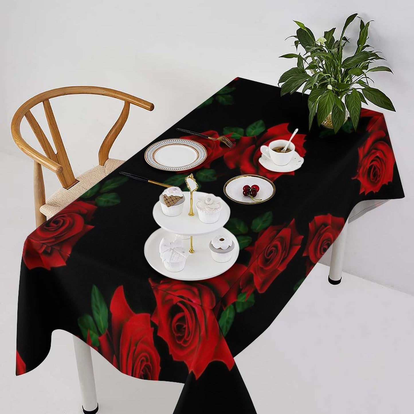 Black and Red Rose Flower Rectangle Tablecloth, Roses Gothic Valentine's Day Gift Romantic Flower Tablecloth for Home Party Dining Room Kitchen Decor 55"x55"in（140x140cm）