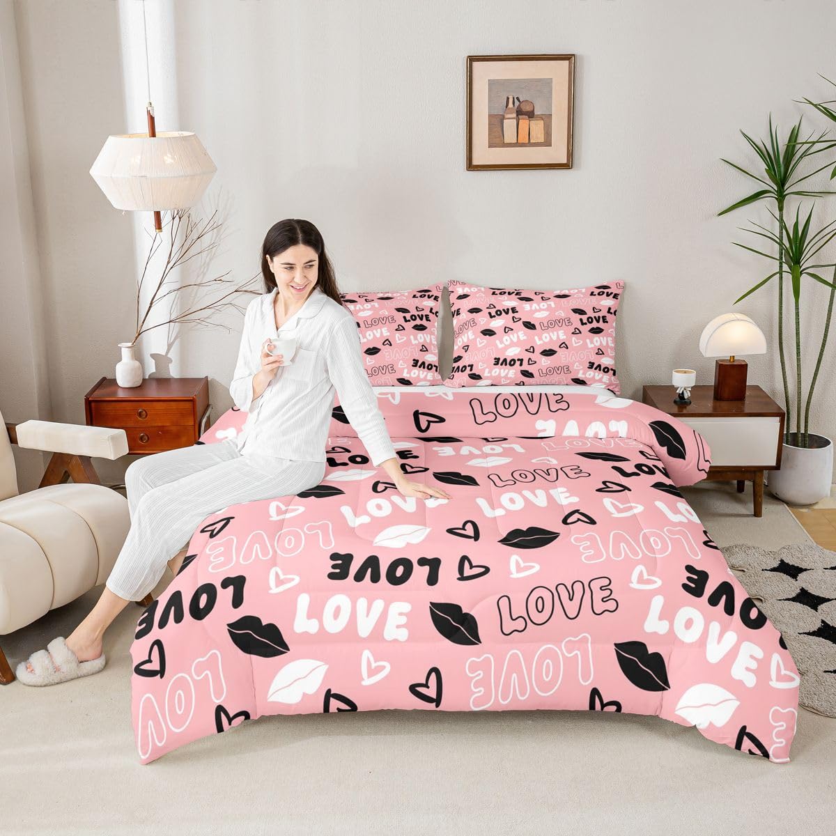 Erosebridal Pink Love Comforter Set Queen Size Black and White Love Heart Lips Bedding Set for Girls Women Romantic Valentine Day Comforter Modern Fashion Cute Aesthetics Quilt Duvet