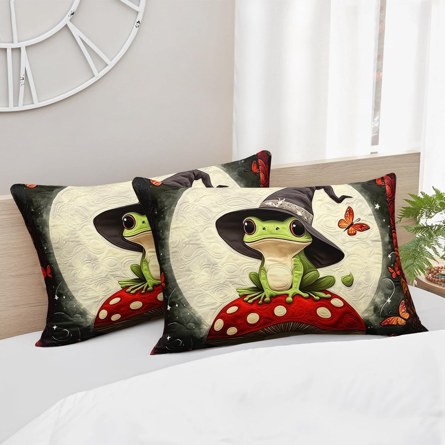 HOSIMA Frog Fitted Sheet Full,Frog Wearing Witch Hat Sitting on Mushroom,Butterfly Pattern Aesthetic Cute Bedding for Kids Boys Girls Halloween Room Decor,1 Fitted Sheet+2 Pillowcases.