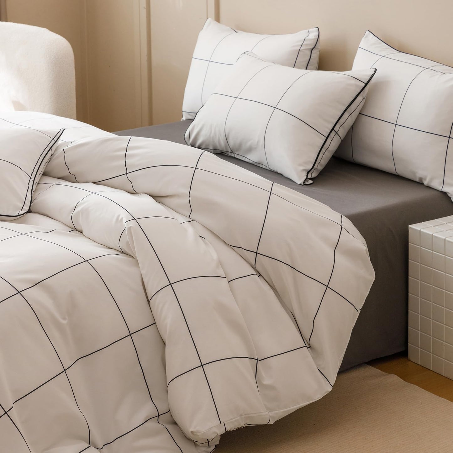 KAREVER White Grid Comforter Full Women Black Square Lines Checkered Bedding Set Full White Plaid Comforter Full Size